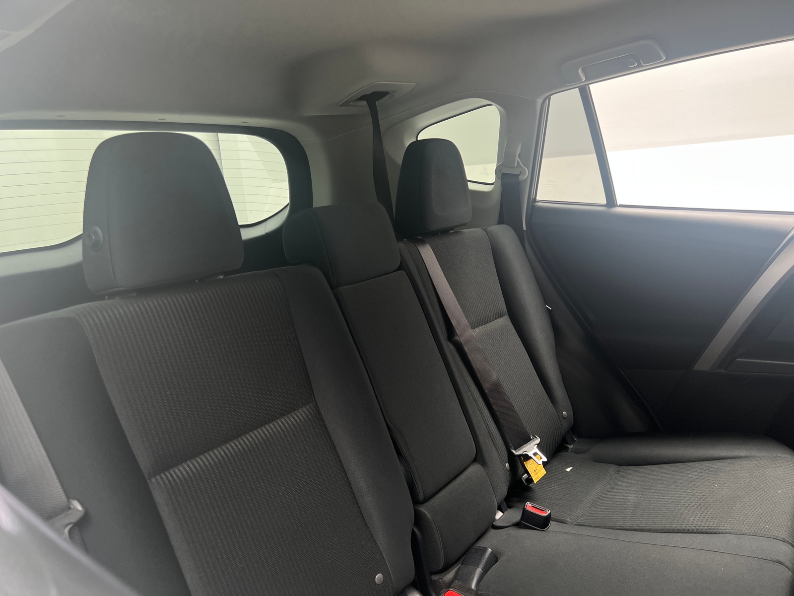 Thumbnail: 2017 Toyota RAV4 - 6