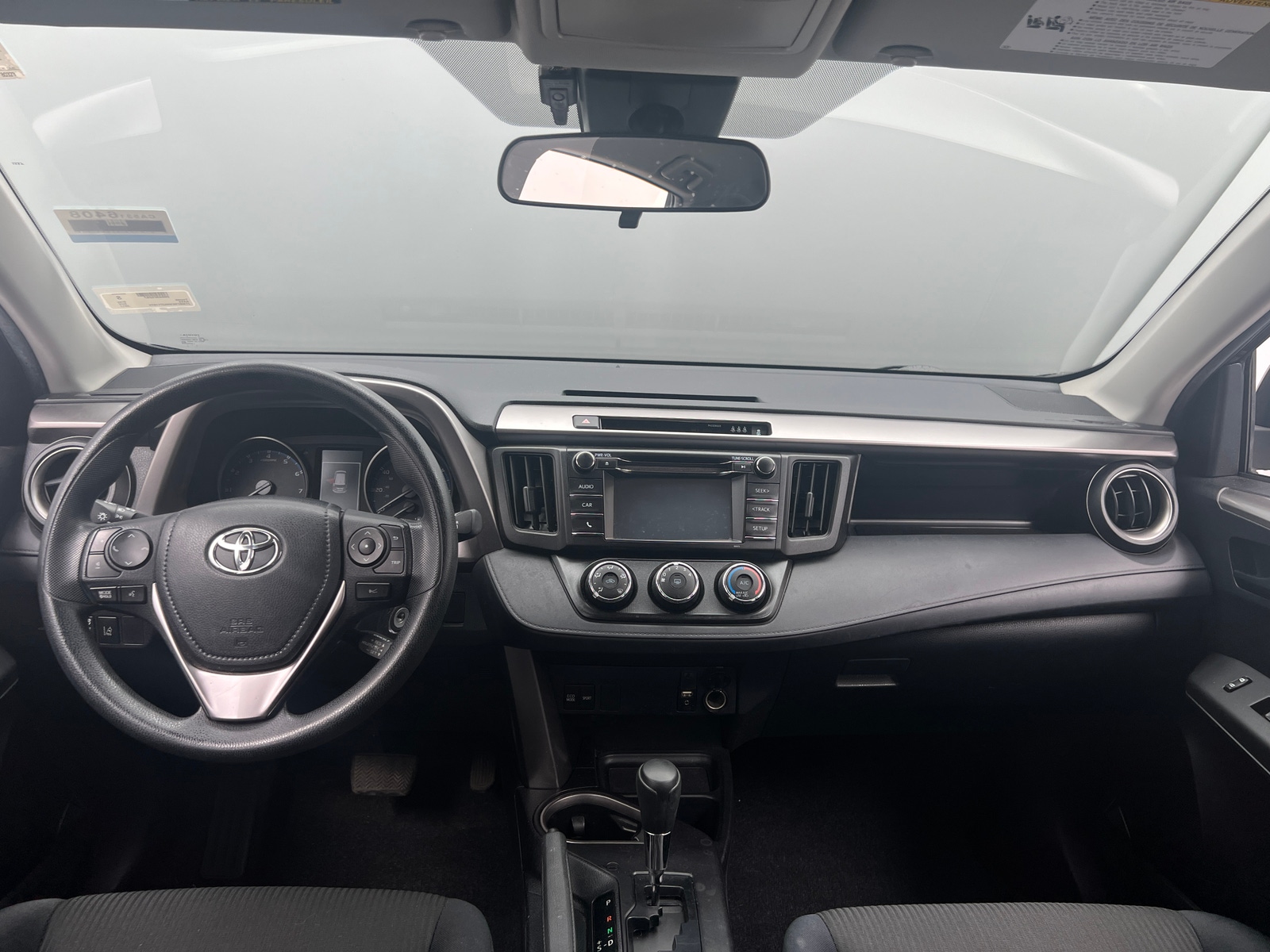 Thumbnail: 2017 Toyota RAV4 - 3