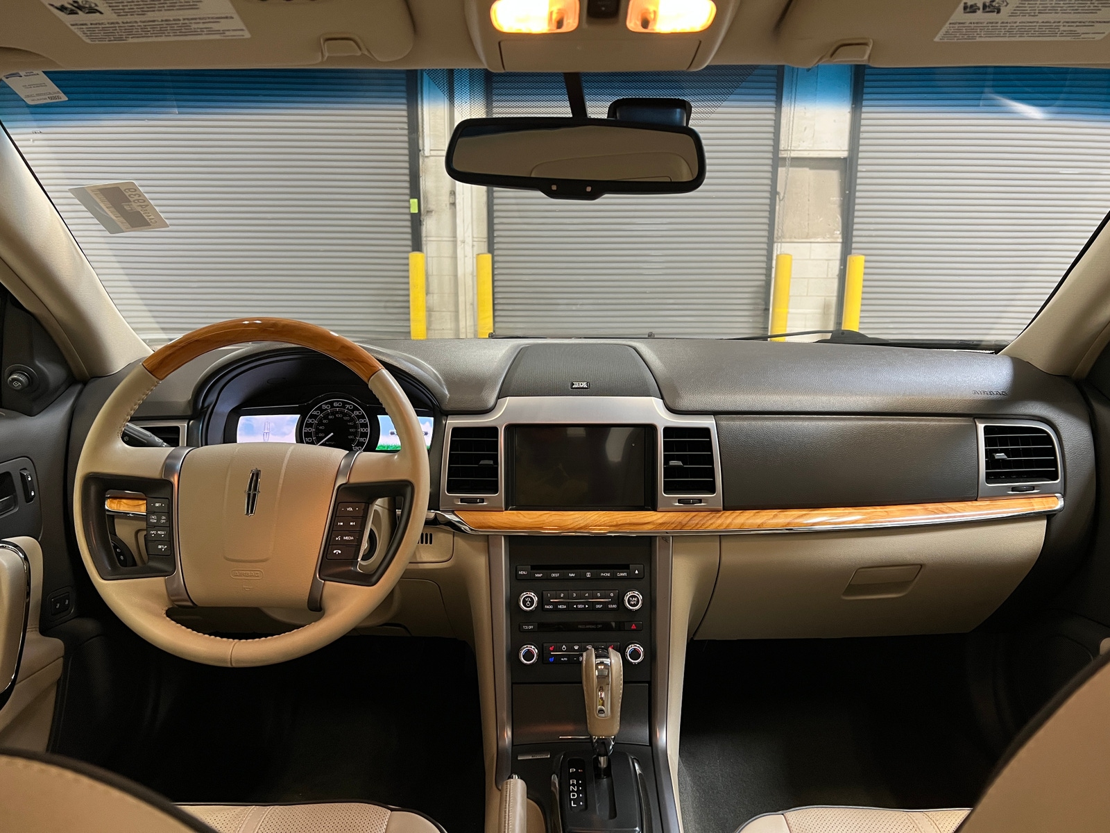 Thumbnail: 2011 Lincoln MKZ - 2