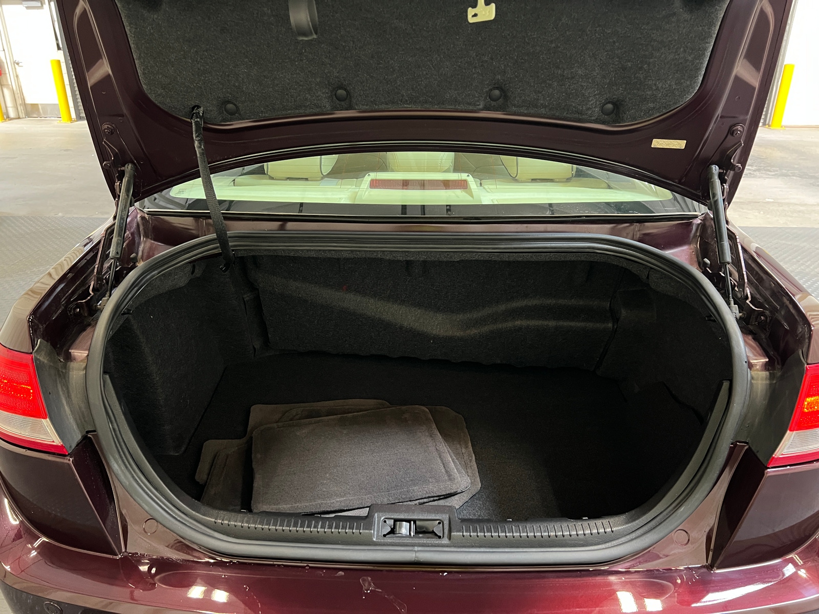Thumbnail: 2011 Lincoln MKZ - 6