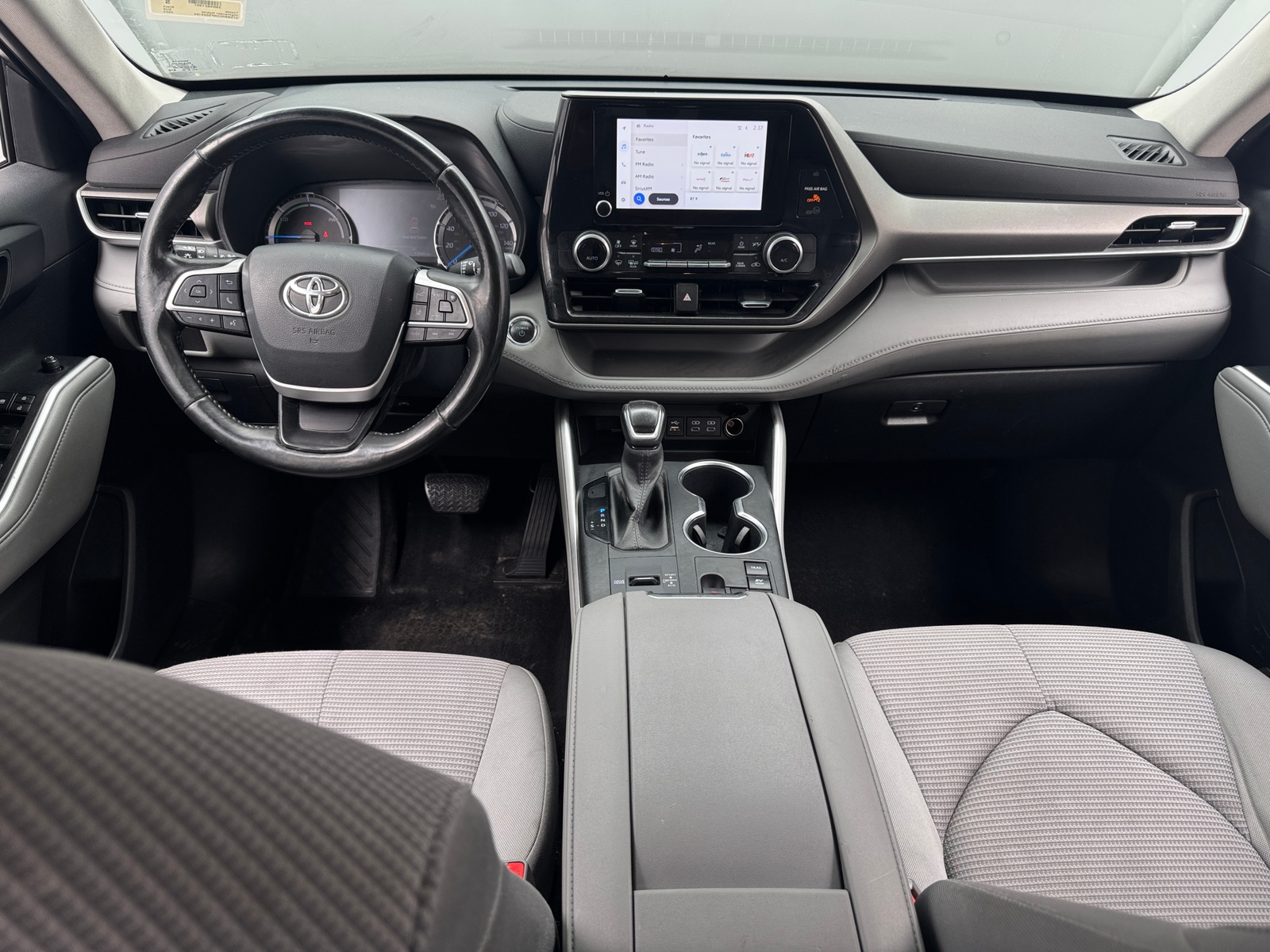 Thumbnail: 2023 Toyota Highlander - 3