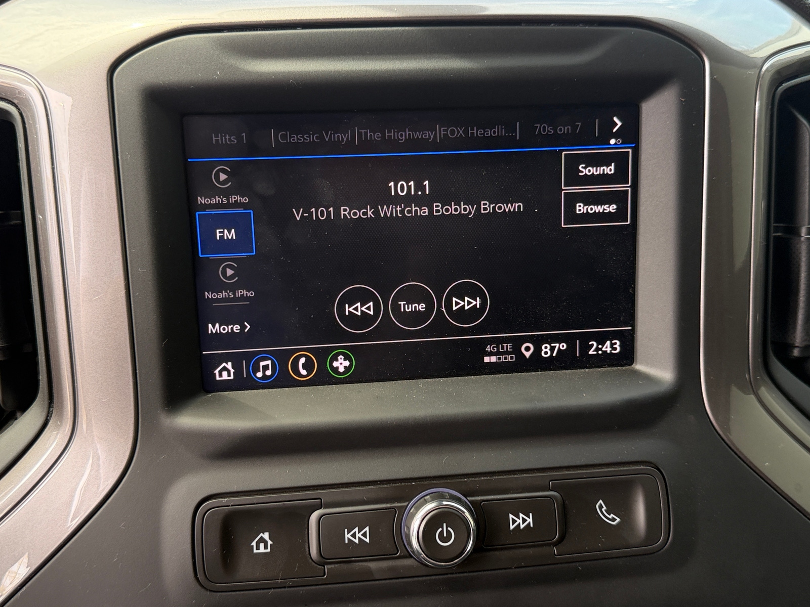 Thumbnail: 2024 Chevrolet Silverado 2500 - 4