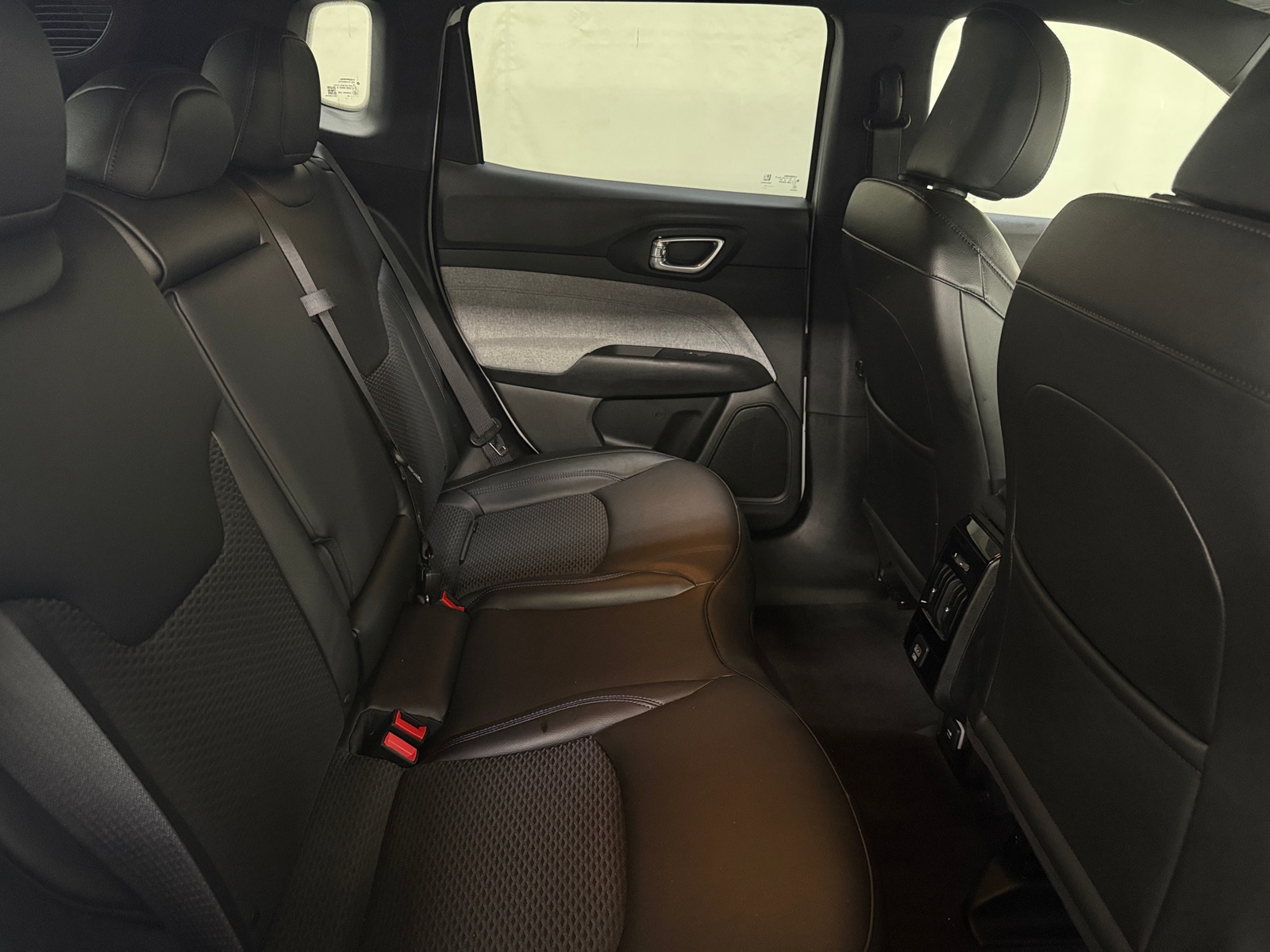Thumbnail: 2023 Jeep Compass - 6