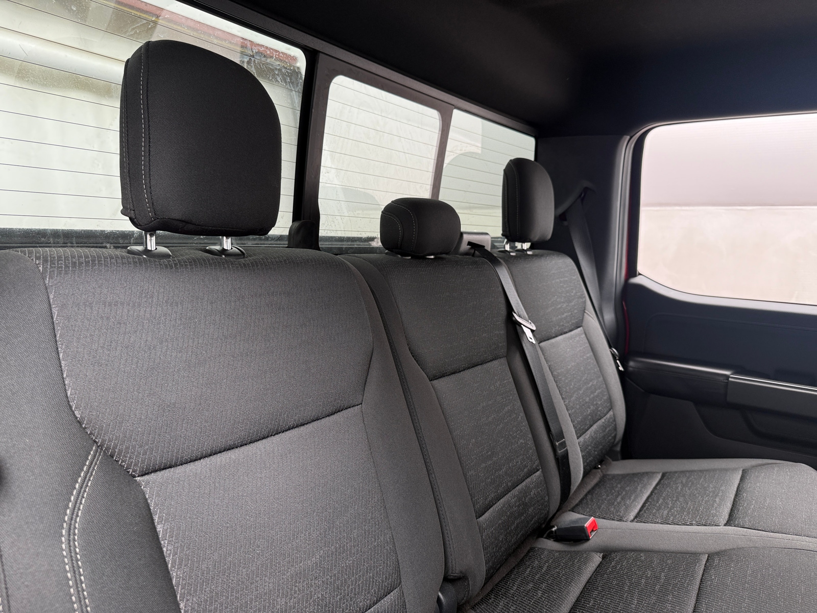 Thumbnail: 2021 Ford Econoline - 6