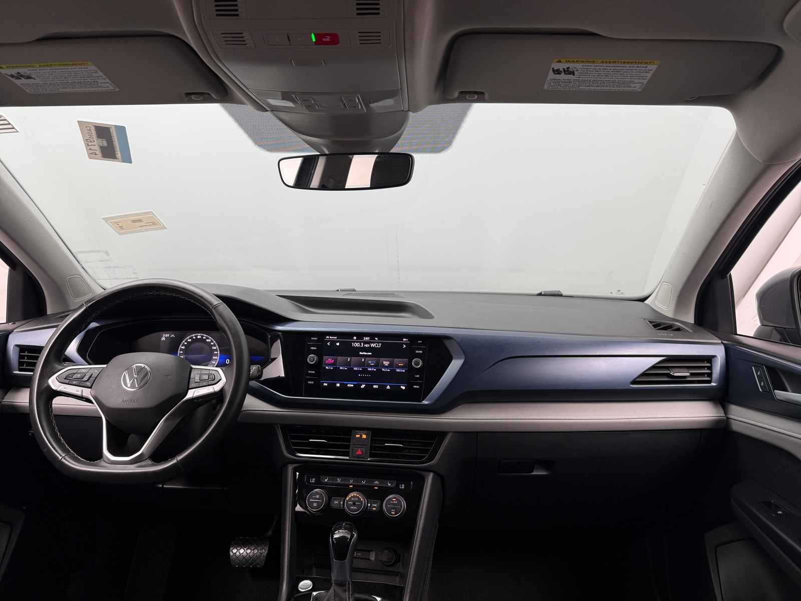 Thumbnail: 2024 Volkswagen Taos - 3