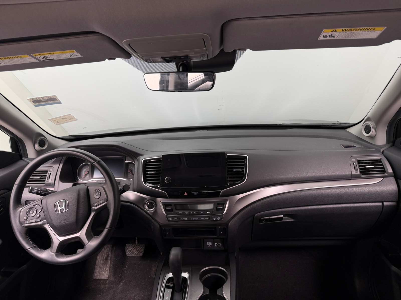 Thumbnail: 2019 Honda Pilot - 2