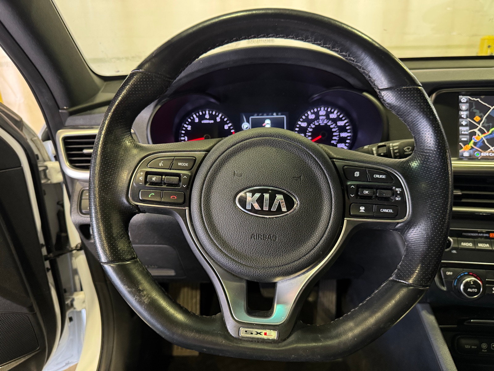 Thumbnail: 2018 Kia Optima - 4
