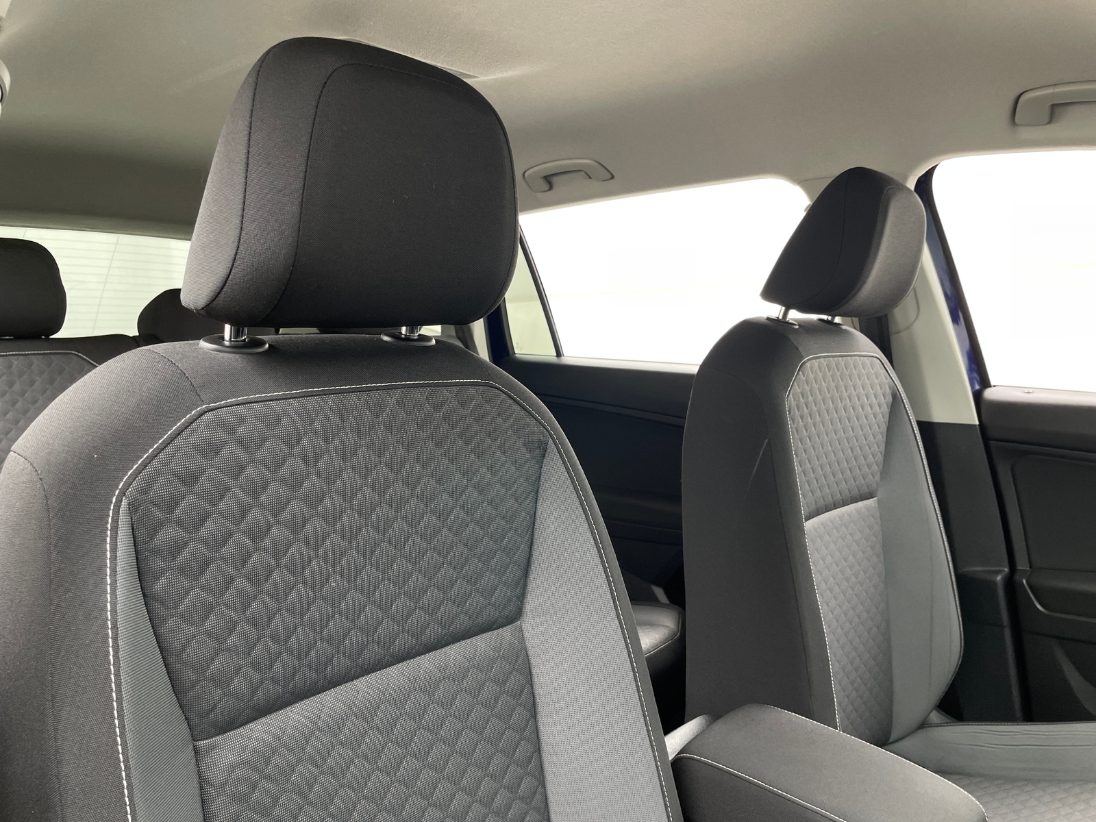 Thumbnail: 2021 Volkswagen Tiguan - 2