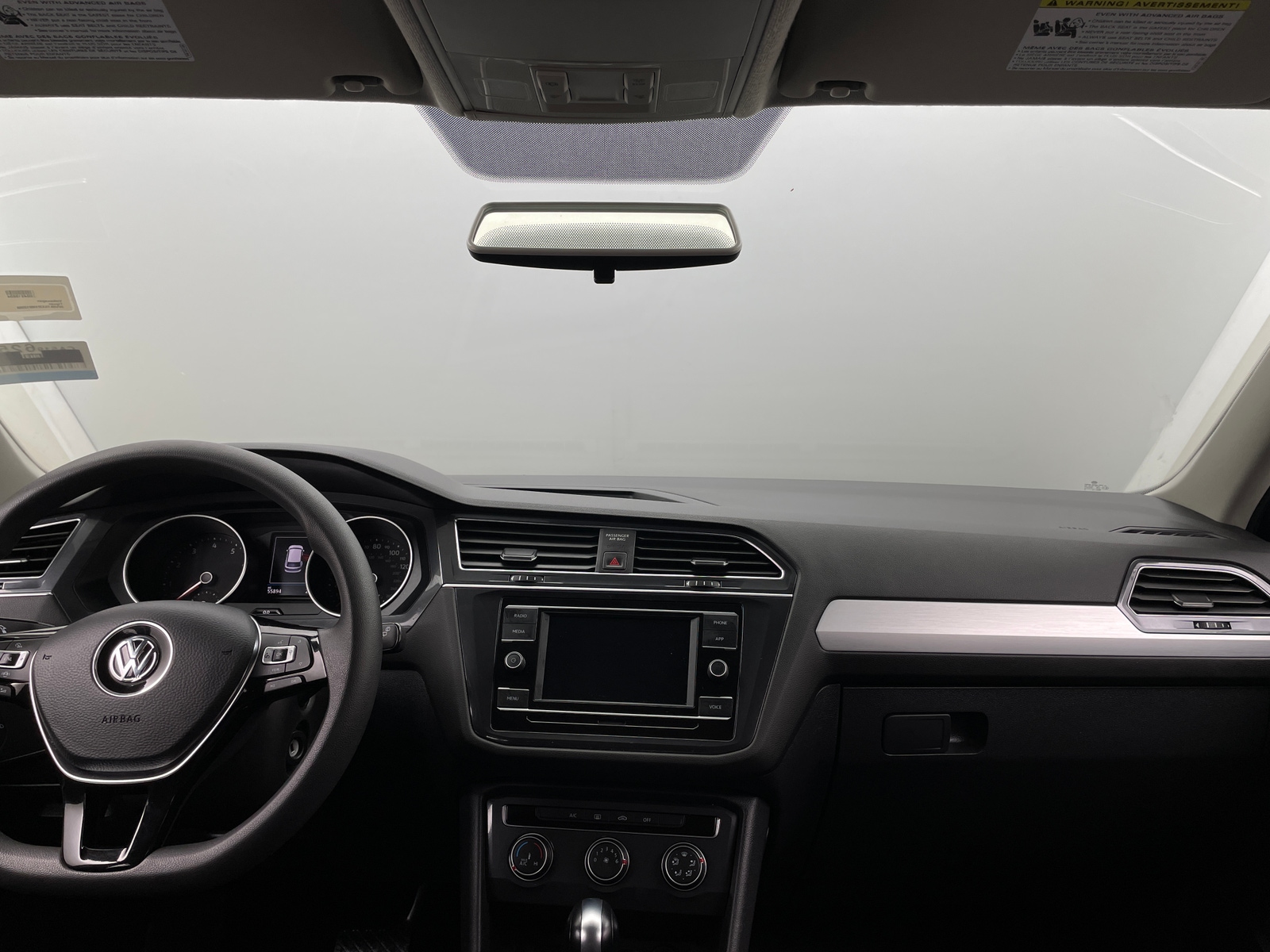 Thumbnail: 2021 Volkswagen Tiguan - 3