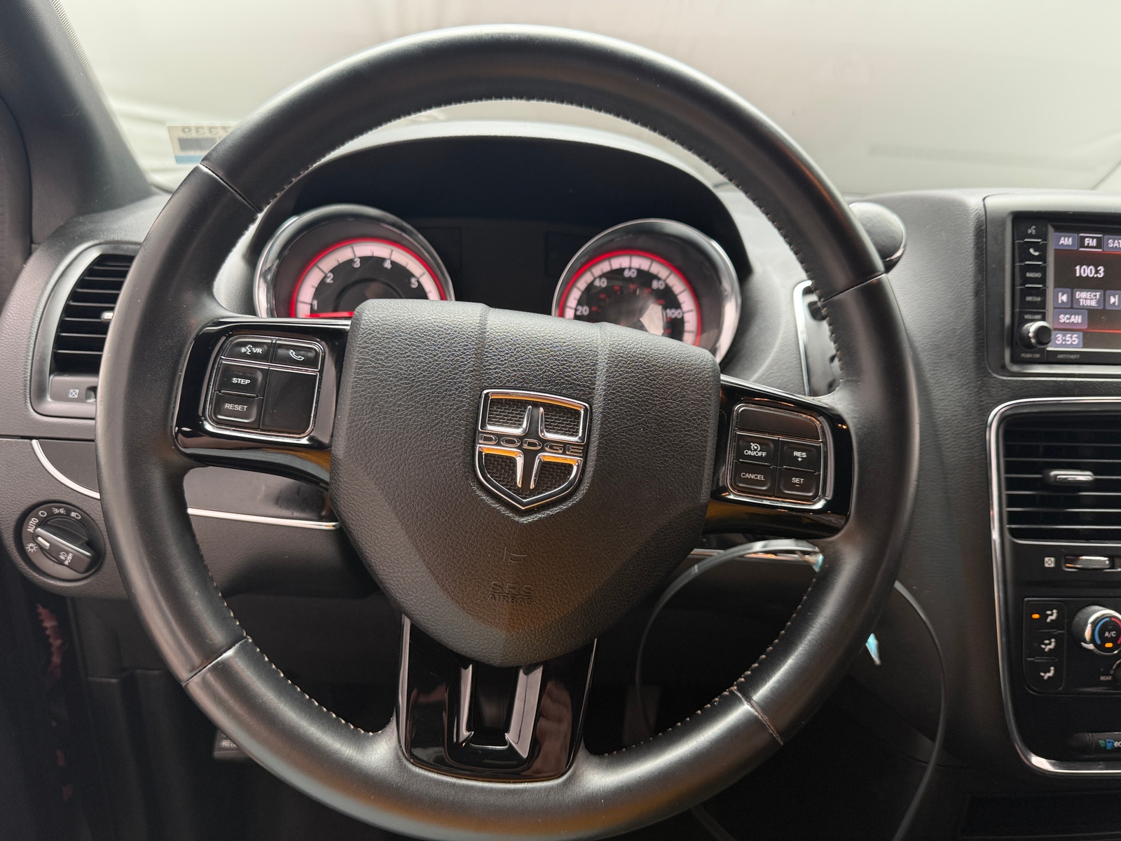 Thumbnail: 2018 Dodge Grand Caravan - 5