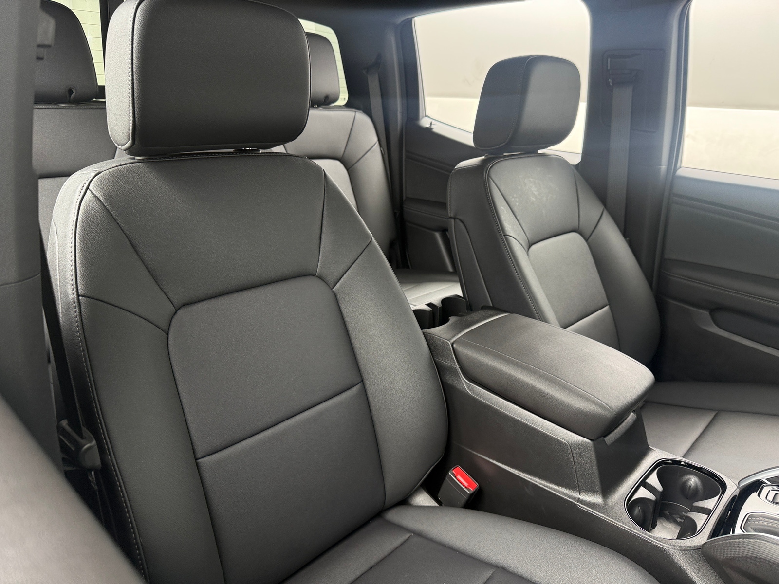 Thumbnail: 2026 Chevrolet Colorado - 2