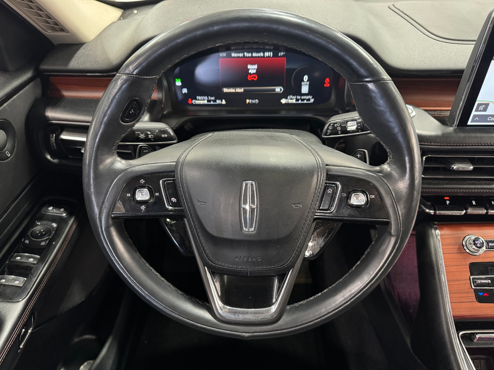 Thumbnail: 2021 Lincoln Aviator - 4