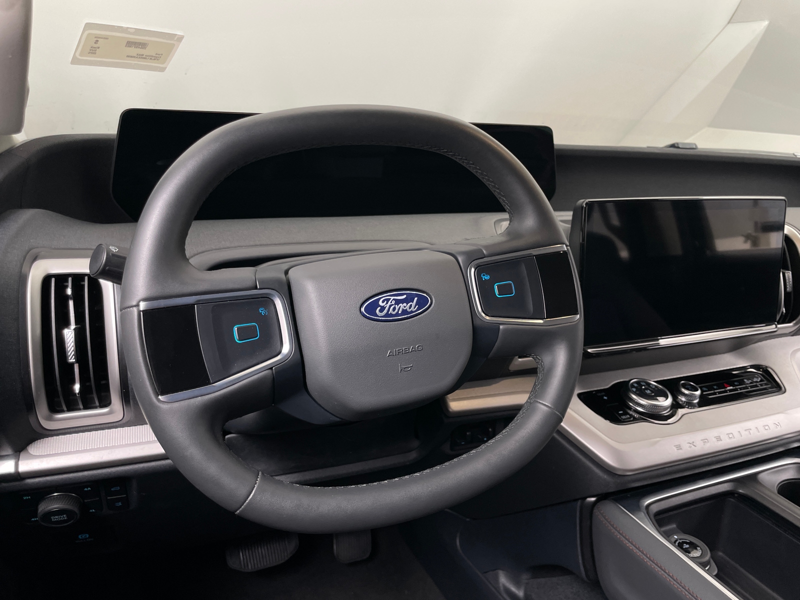 Thumbnail: 2025 Ford Expedition MAX - 5
