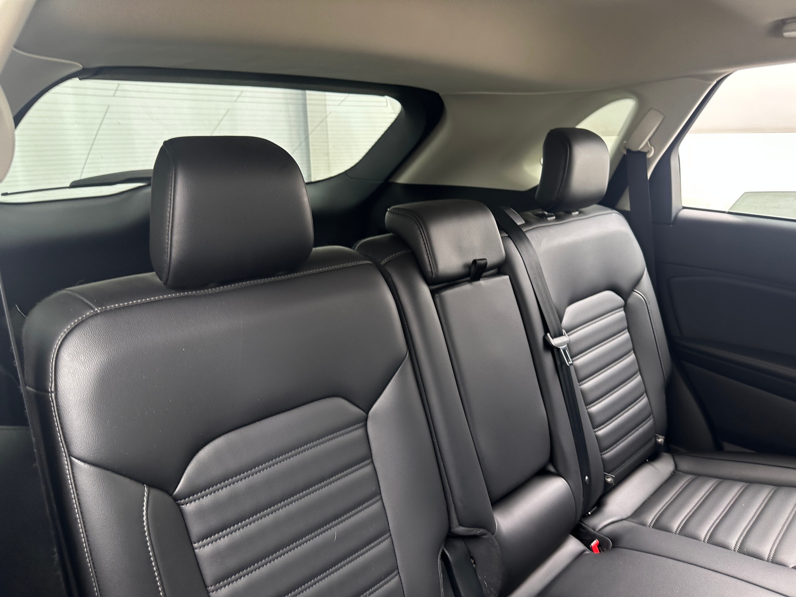 Thumbnail: 2020 Ford Edge - 5