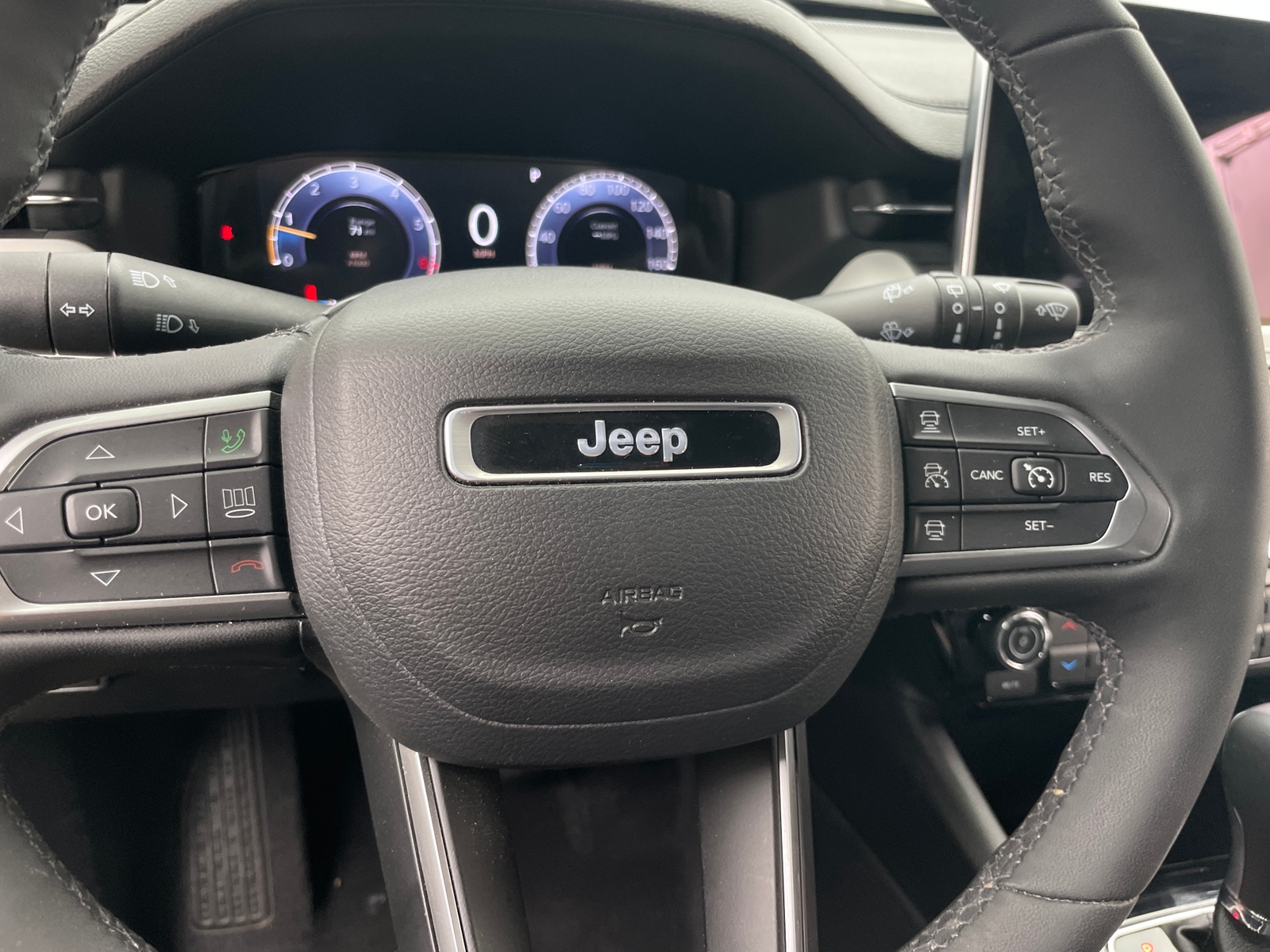 Thumbnail: 2023 Jeep Compass - 4