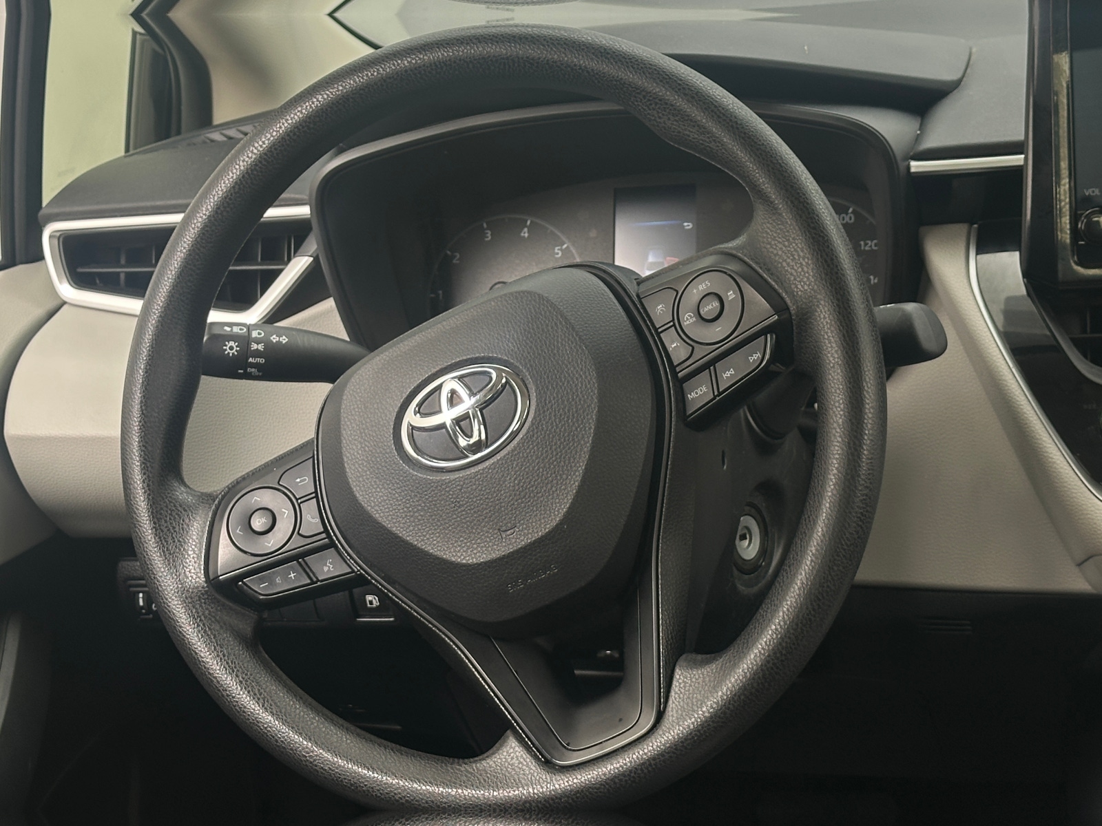 Thumbnail: 2025 Toyota Corolla - 5