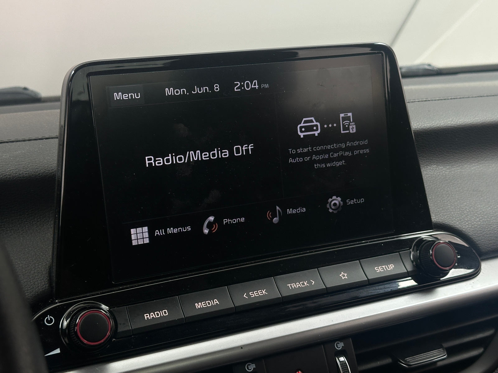 Thumbnail: 2024 Kia Forte - 4