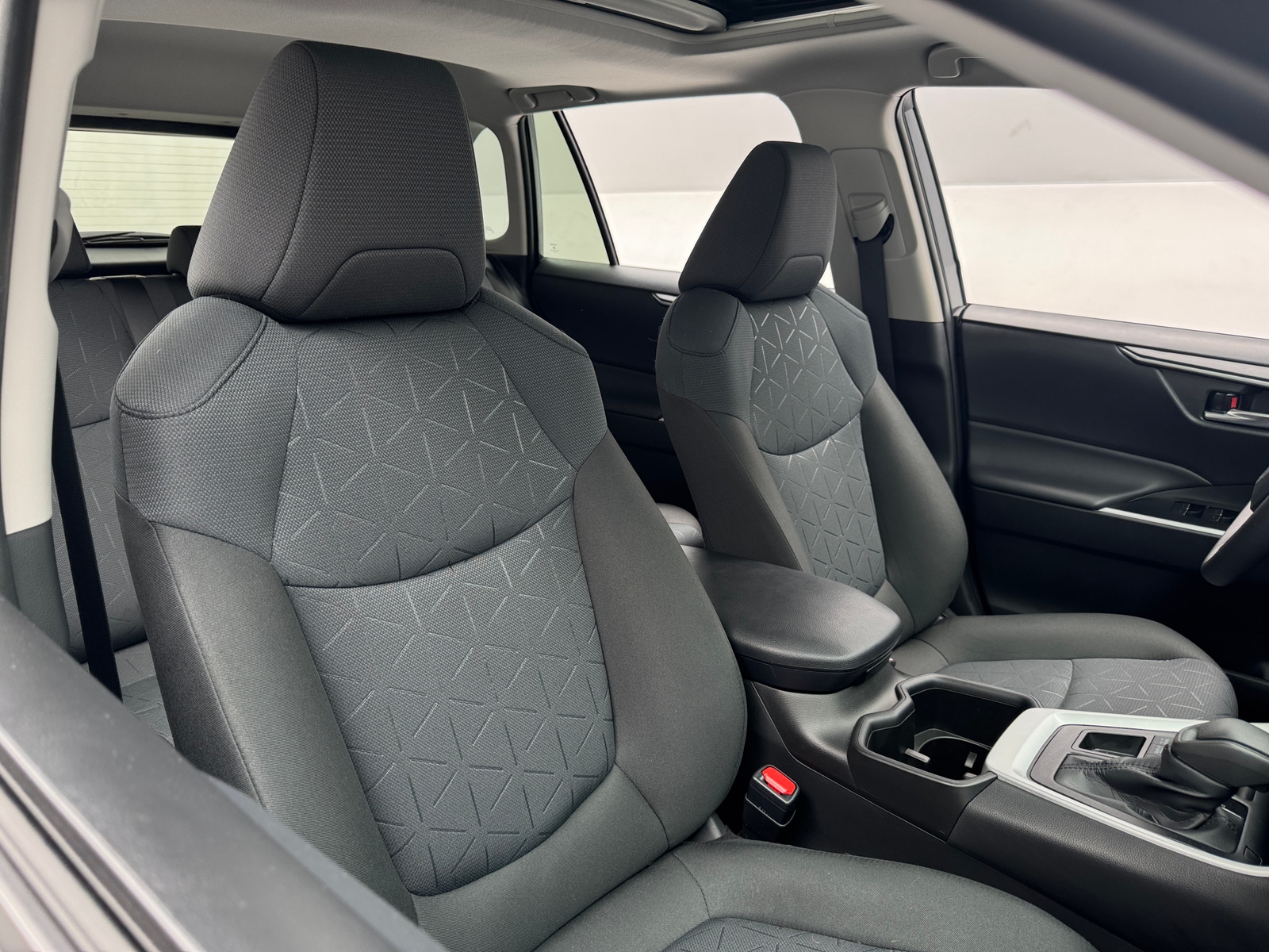 Thumbnail: 2025 Toyota RAV4 - 2