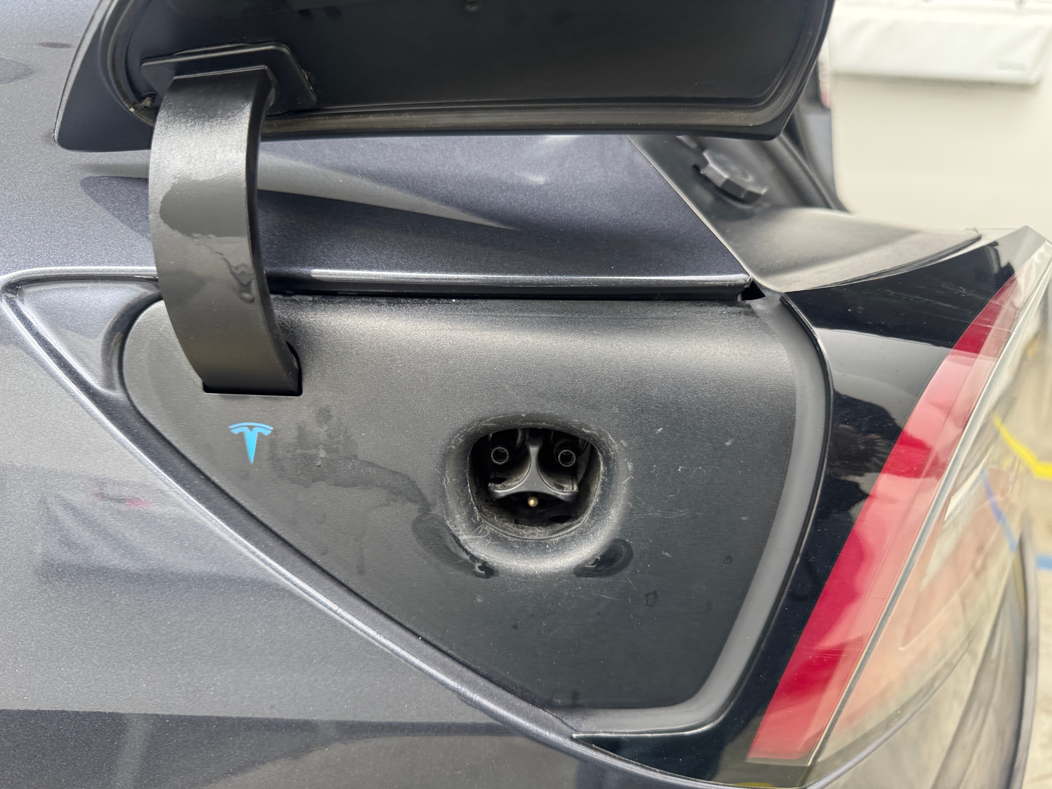 Used 2021 Tesla Model 3 Base with VIN 5YJ3E1EB3MF855099 for sale in Auburn, WA