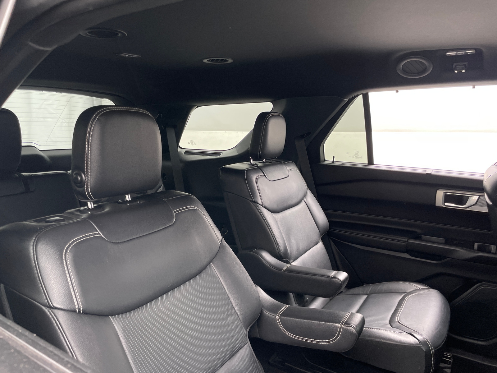 Thumbnail: 2020 Ford Explorer - 5