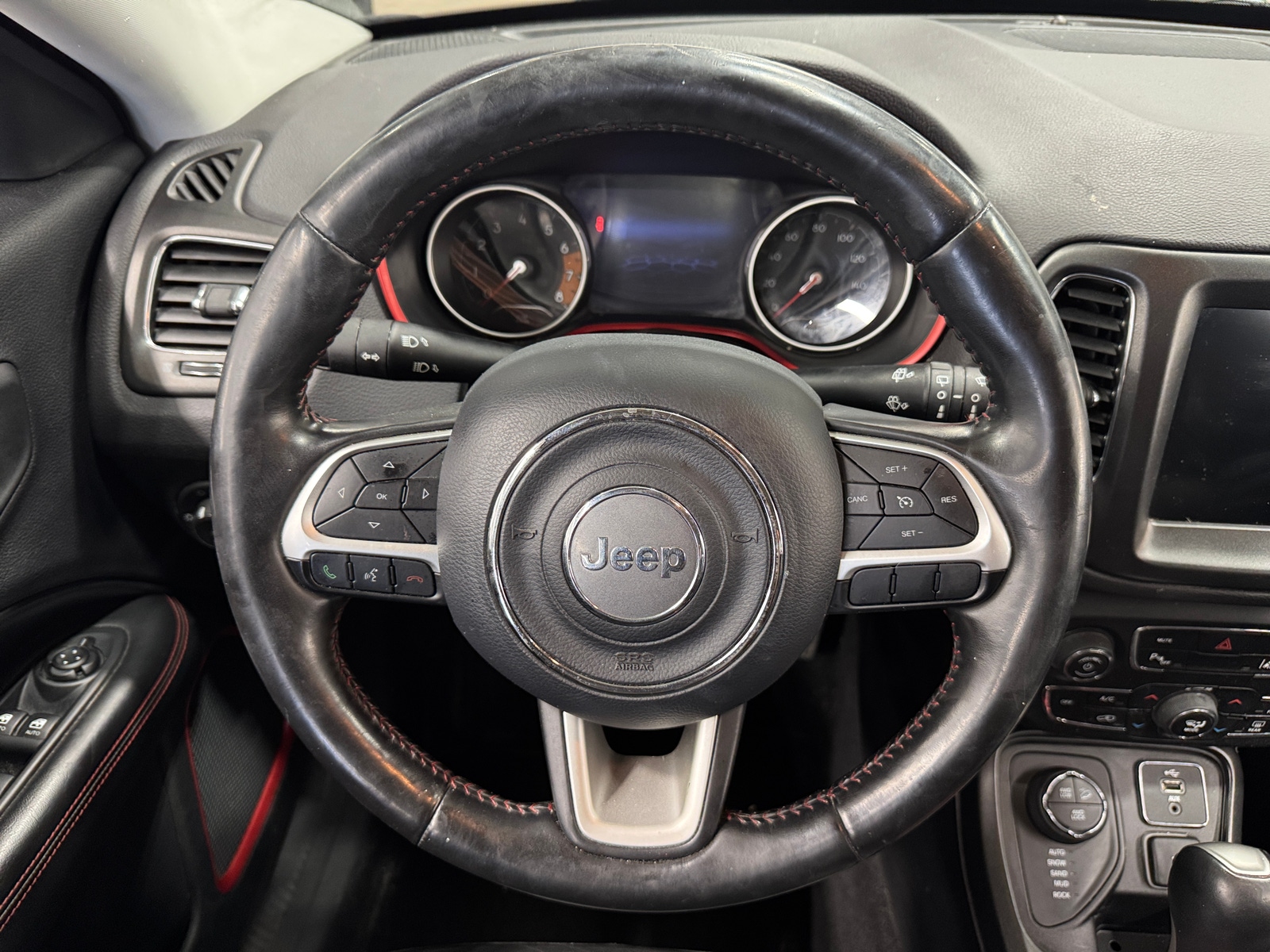 Thumbnail: 2018 Jeep Compass - 4