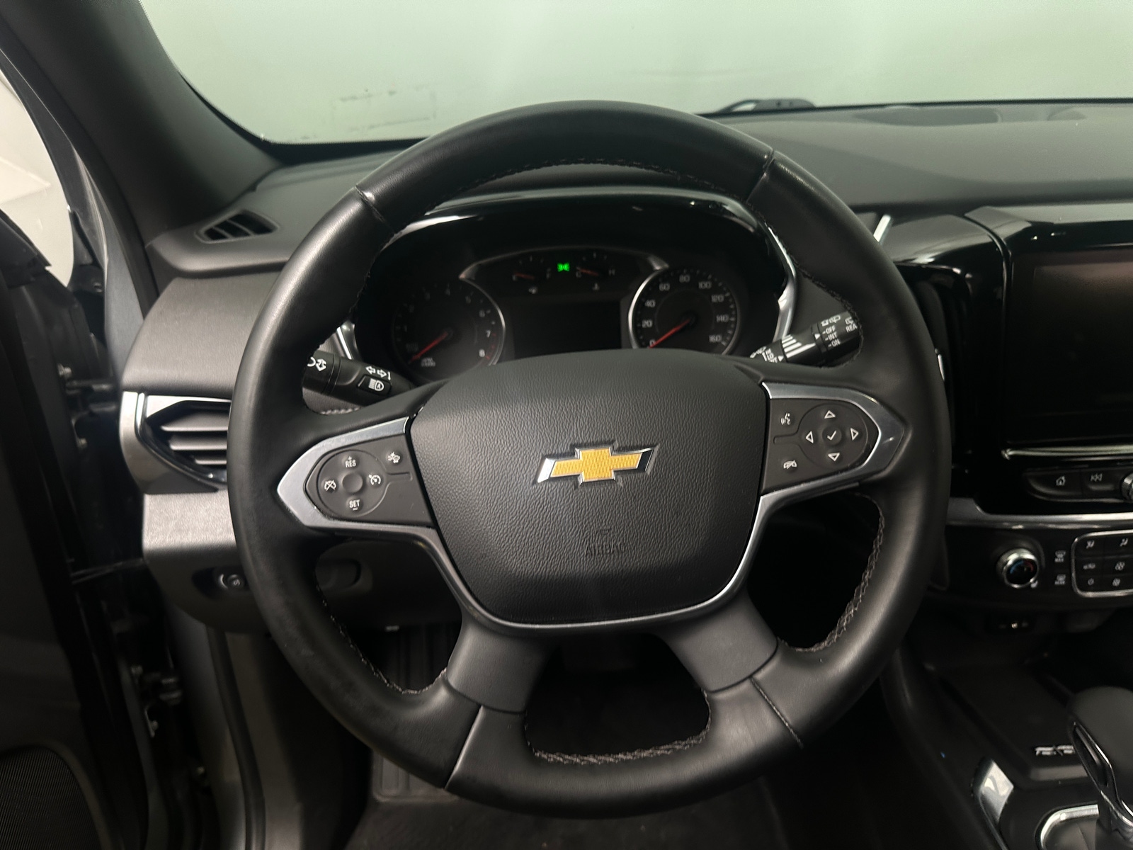Thumbnail: 2023 Chevrolet Traverse - 5