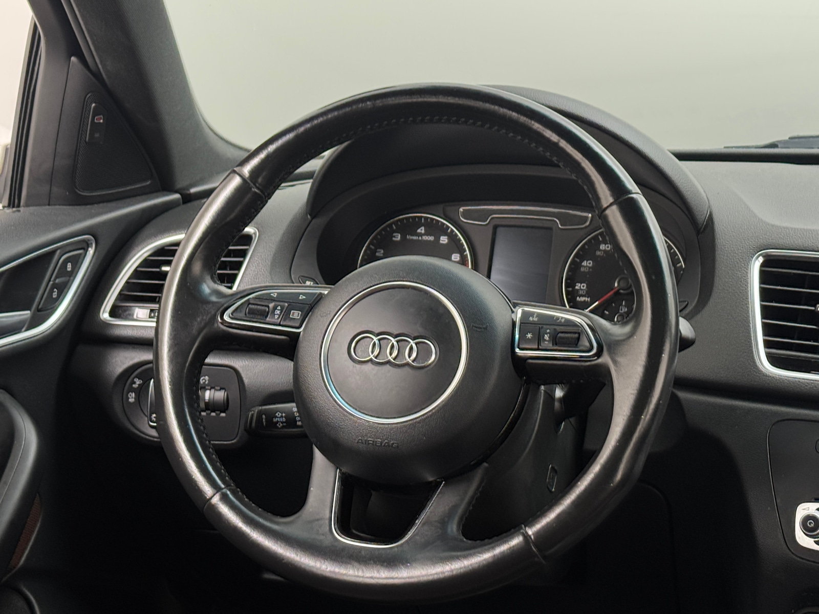 Thumbnail: 2017 Audi Q3 - 4