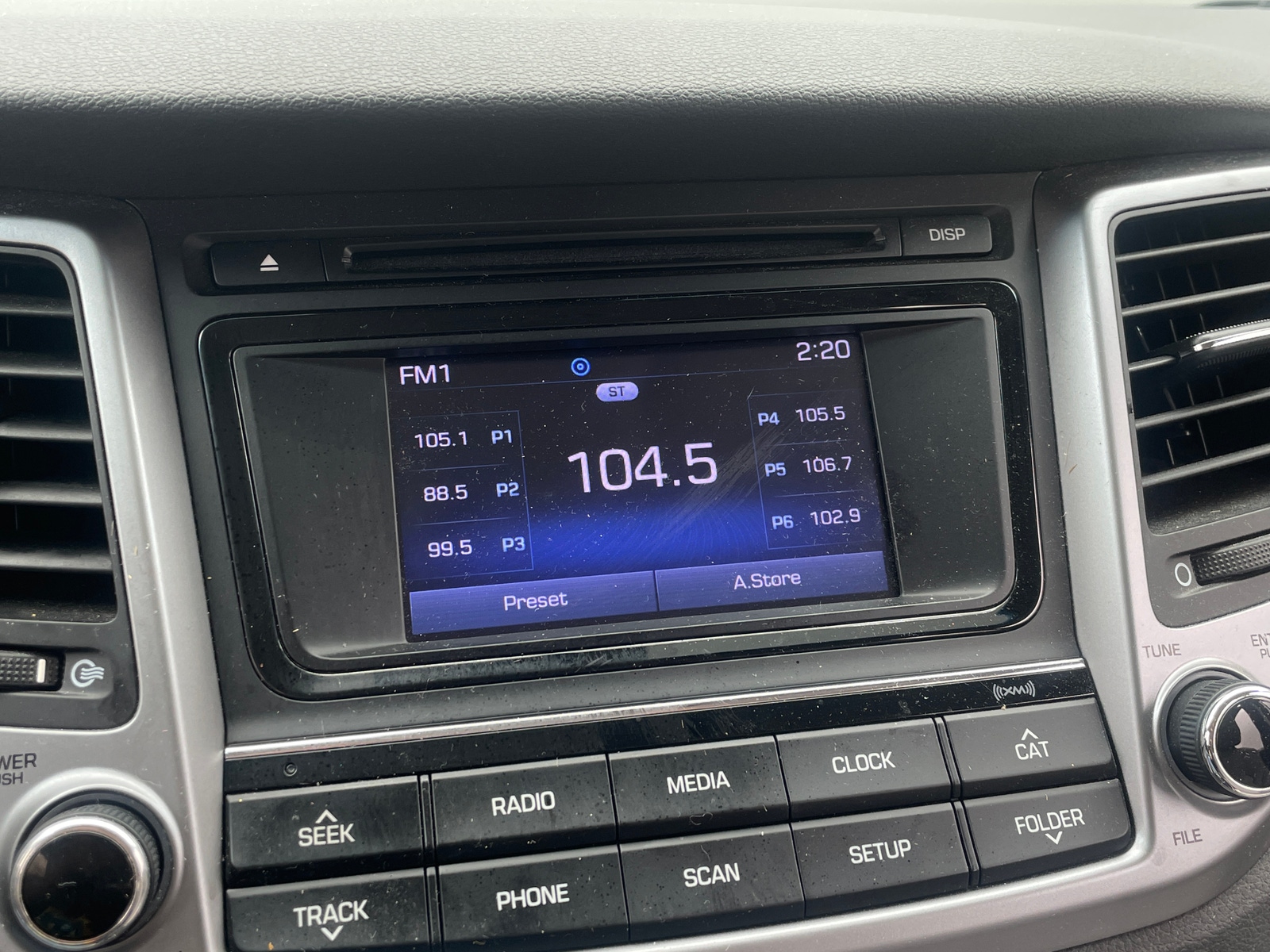 Thumbnail: 2016 Hyundai Tucson - 4