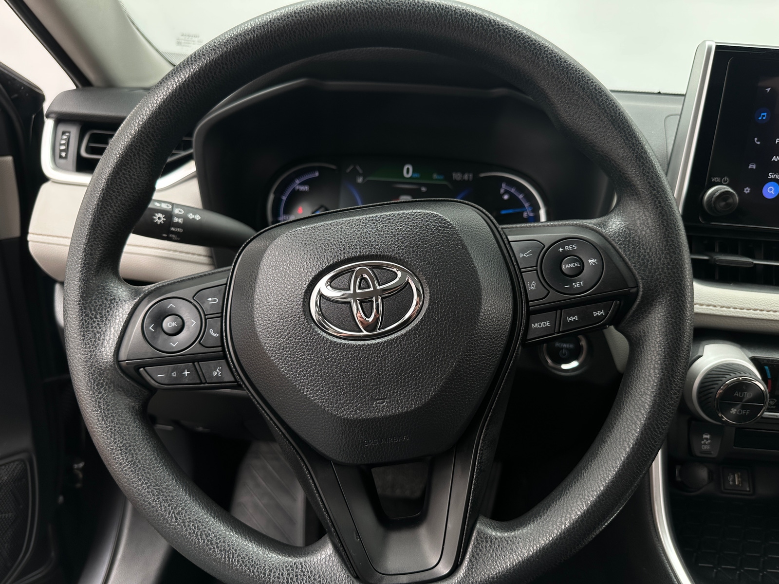 Thumbnail: 2025 Toyota RAV4 - 5