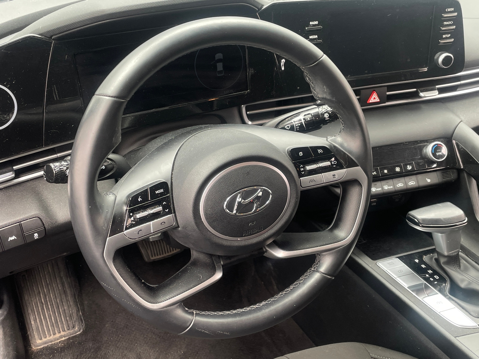 Thumbnail: 2022 Hyundai Elantra - 5