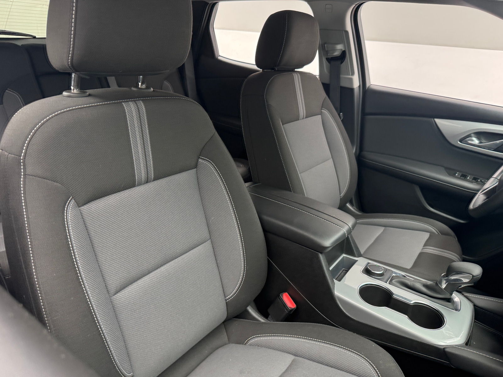 Thumbnail: 2025 Chevrolet Blazer - 2