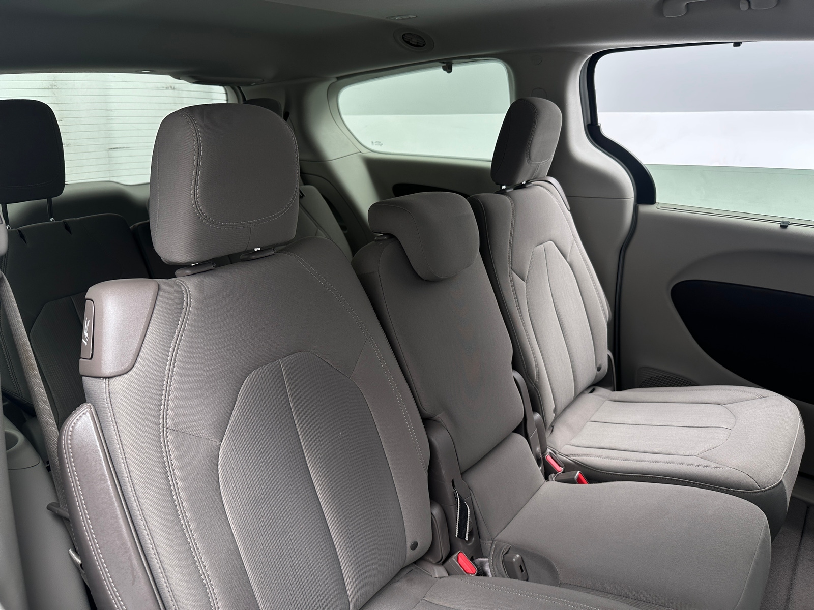 Thumbnail: 2018 Chrysler Pacifica - 6
