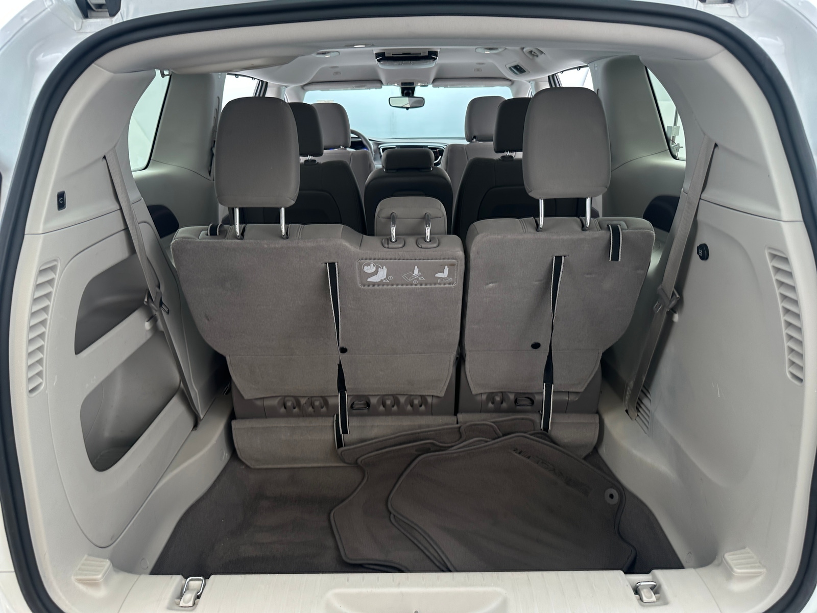 Thumbnail: 2018 Chrysler Pacifica - 7