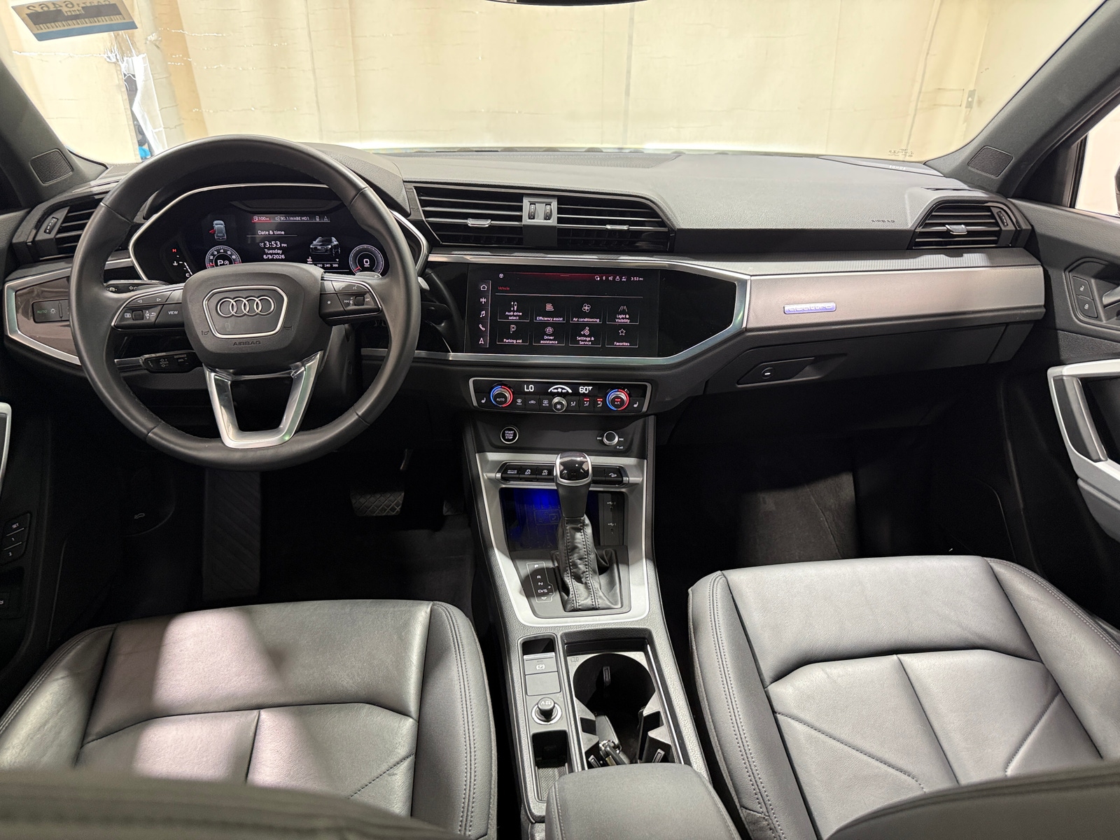 Thumbnail: 2023 Audi Q3 - 2
