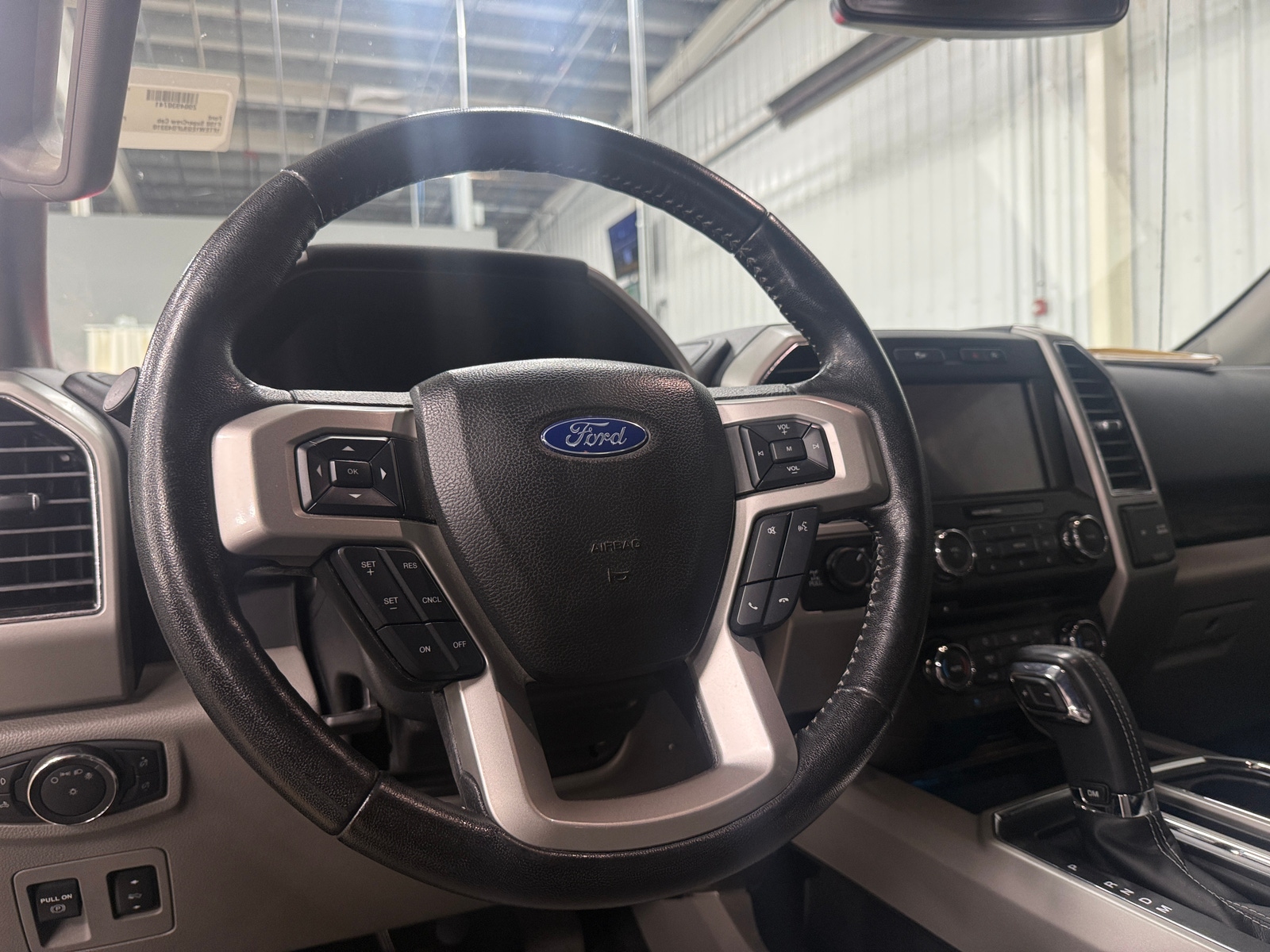Thumbnail: 2018 Ford Econoline - 4