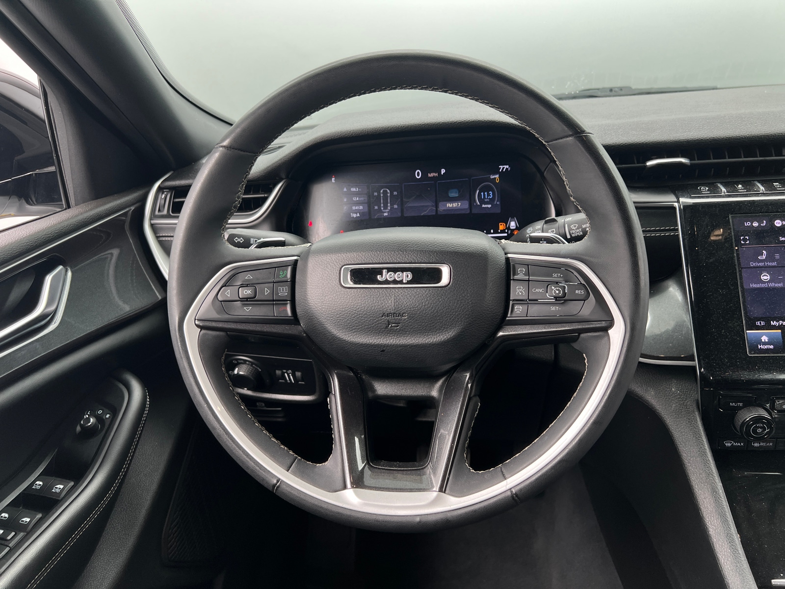 Thumbnail: 2023 Jeep Grand Cherokee L - 4