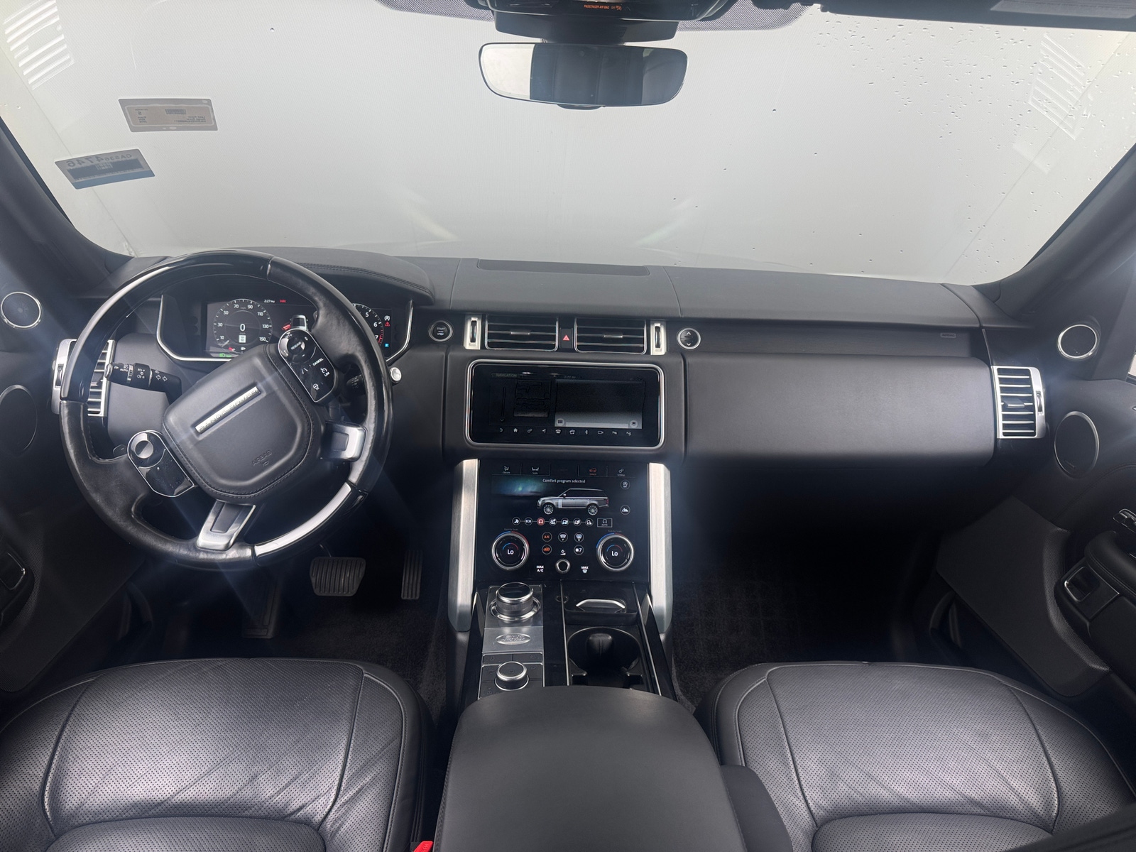 Thumbnail: 2018 Land Rover Range Rover - 2