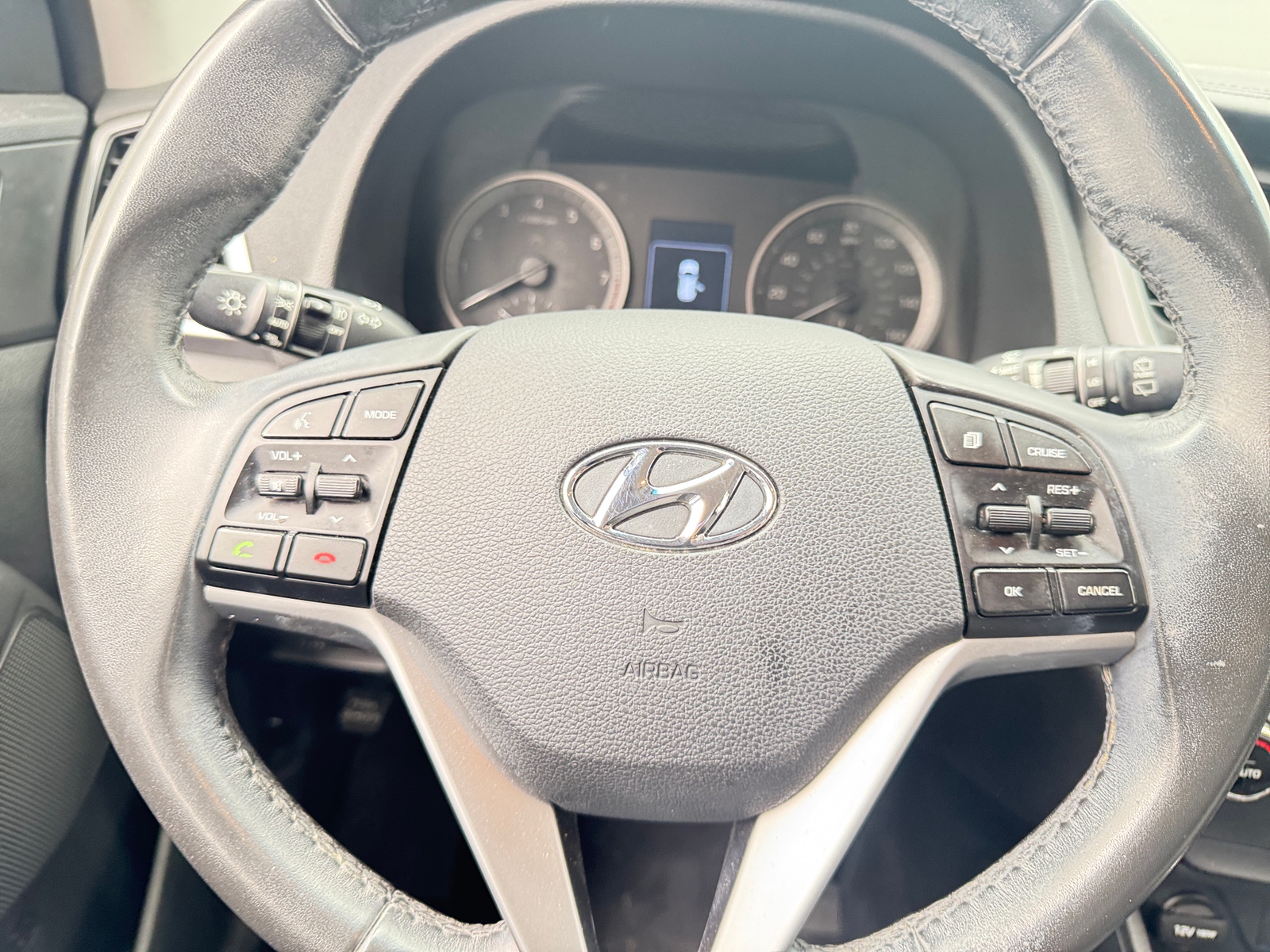 Thumbnail: 2016 Hyundai Tucson - 4