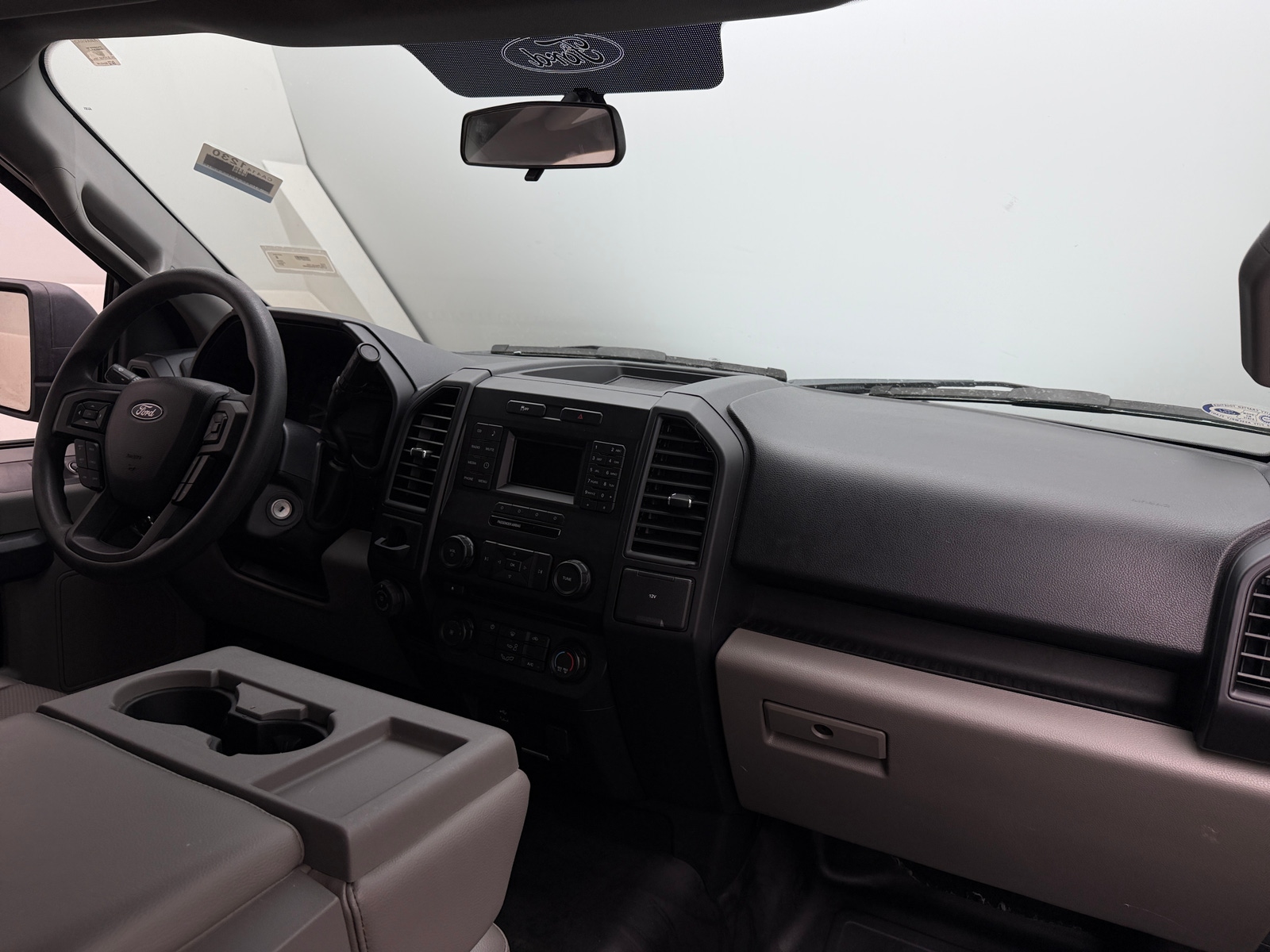 Thumbnail: 2017 Ford Econoline - 3