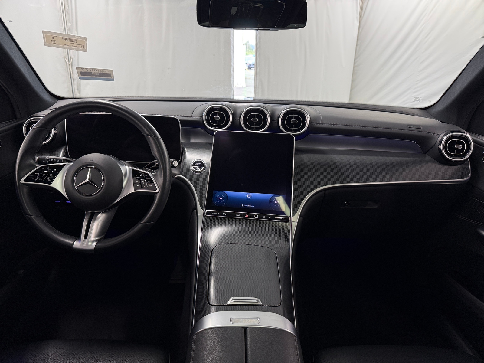 Thumbnail: 2024 Mercedes-Benz GLC - 2