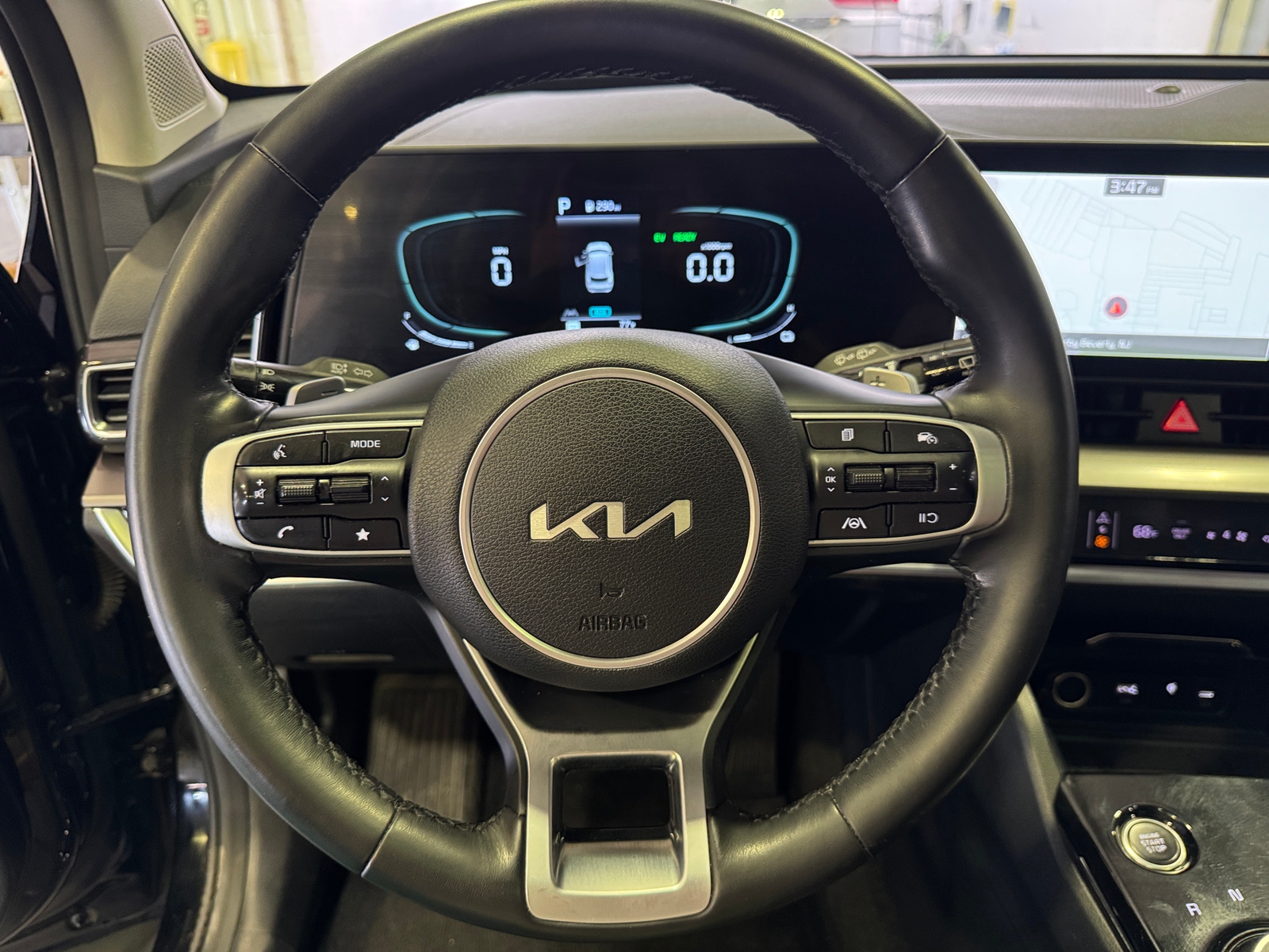 Thumbnail: 2023 Kia Sportage - 4