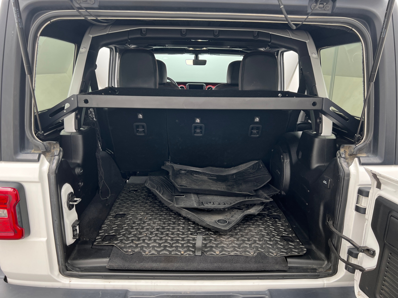 Thumbnail: 2020 Jeep Wrangler - 7