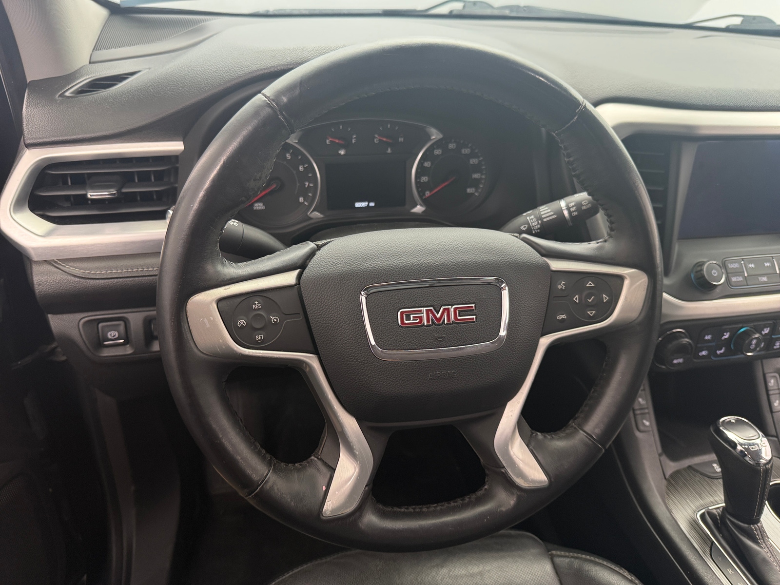 Thumbnail: 2017 GMC Acadia - 4
