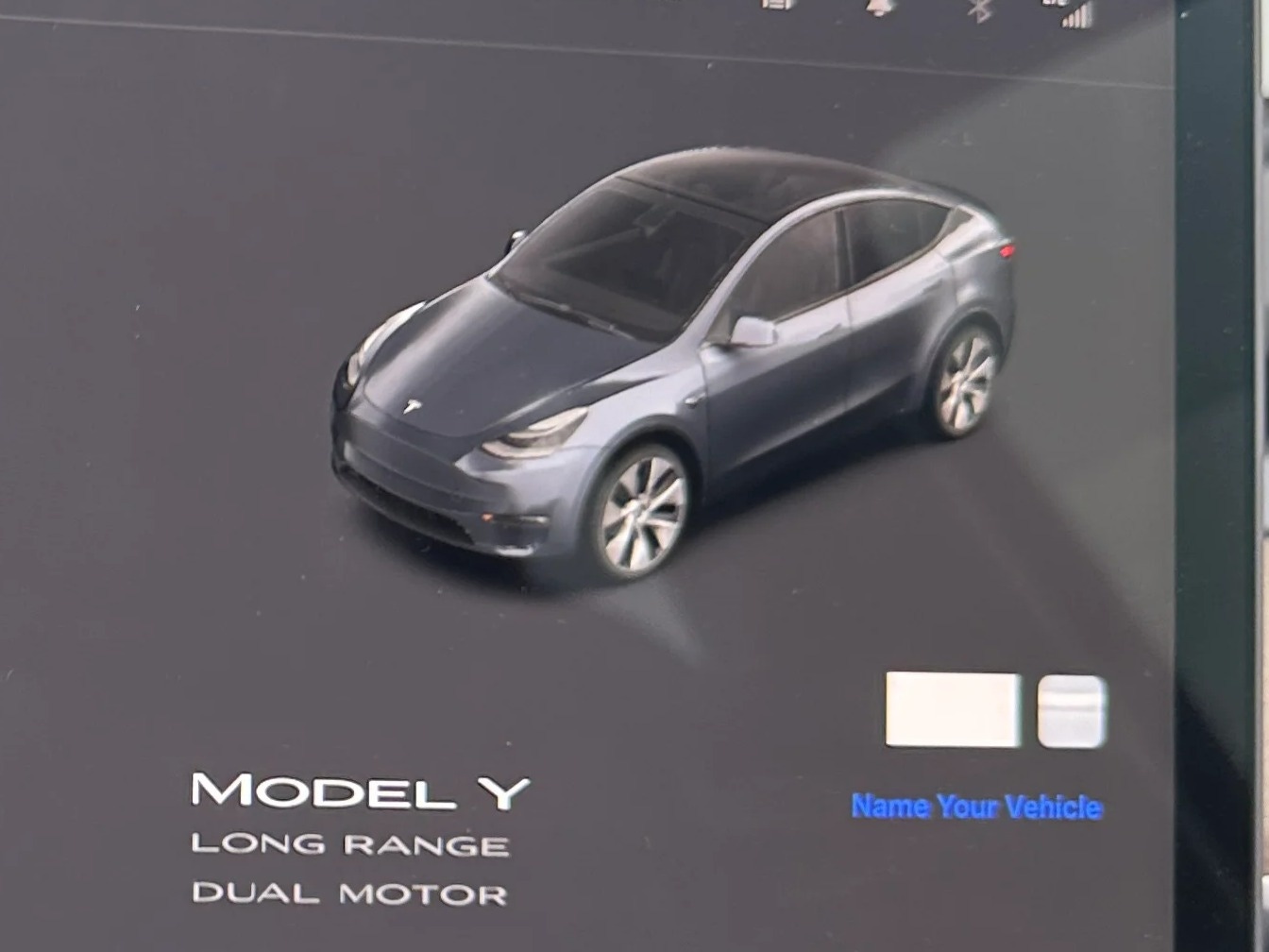 Thumbnail: 2023 Tesla Model Y - 3