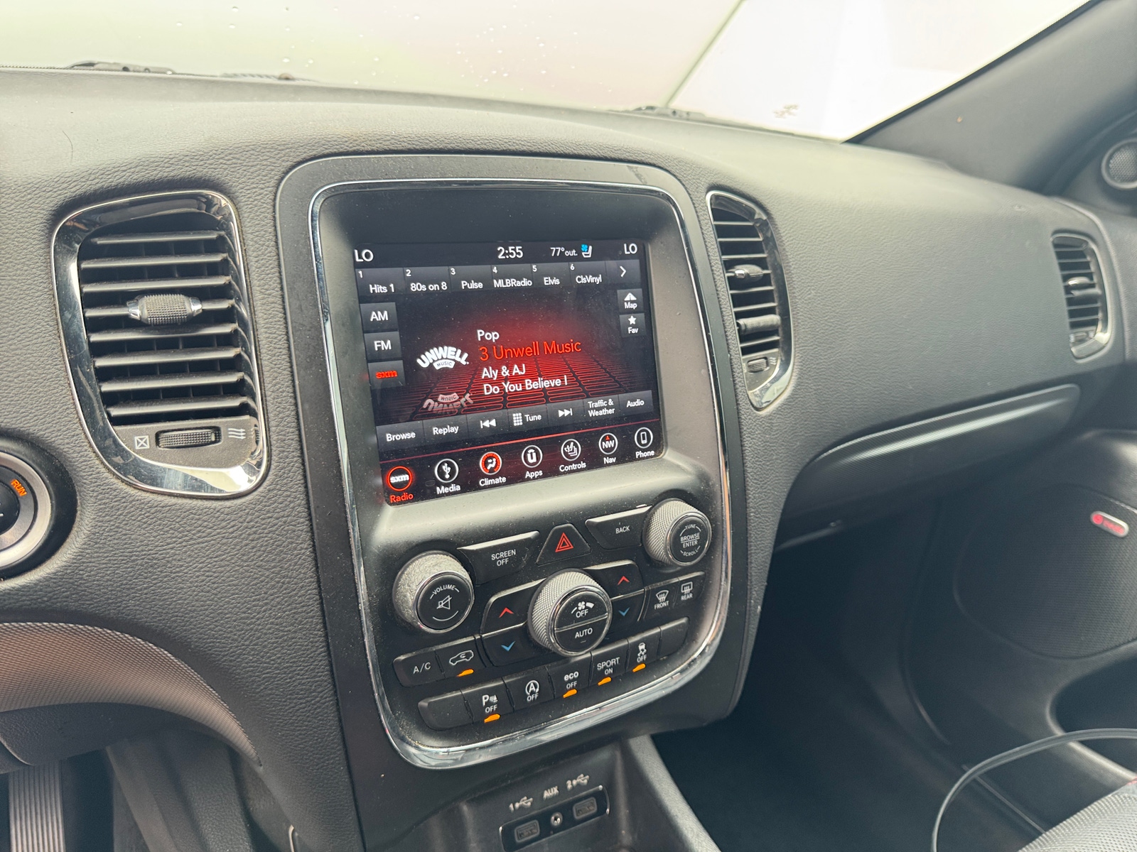 Thumbnail: 2018 Dodge Durango - 3