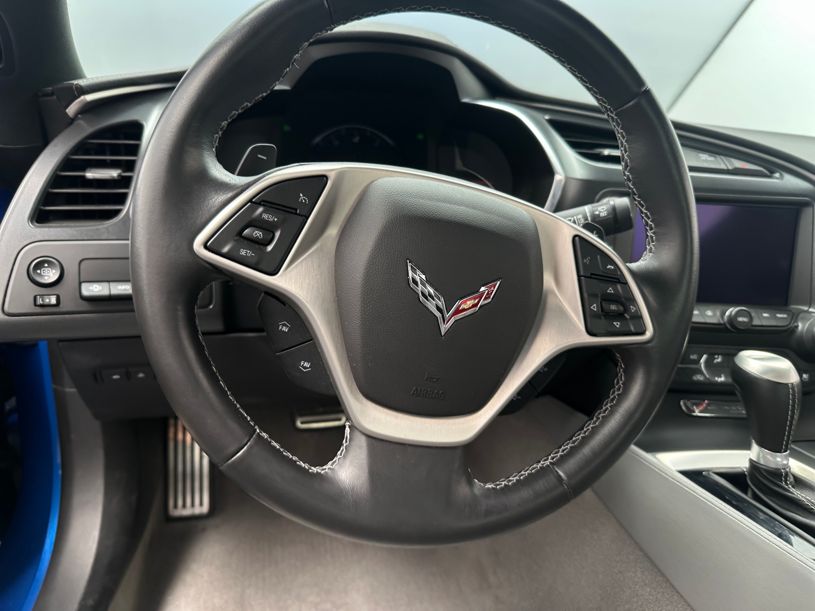 Thumbnail: 2014 Chevrolet Corvette - 3