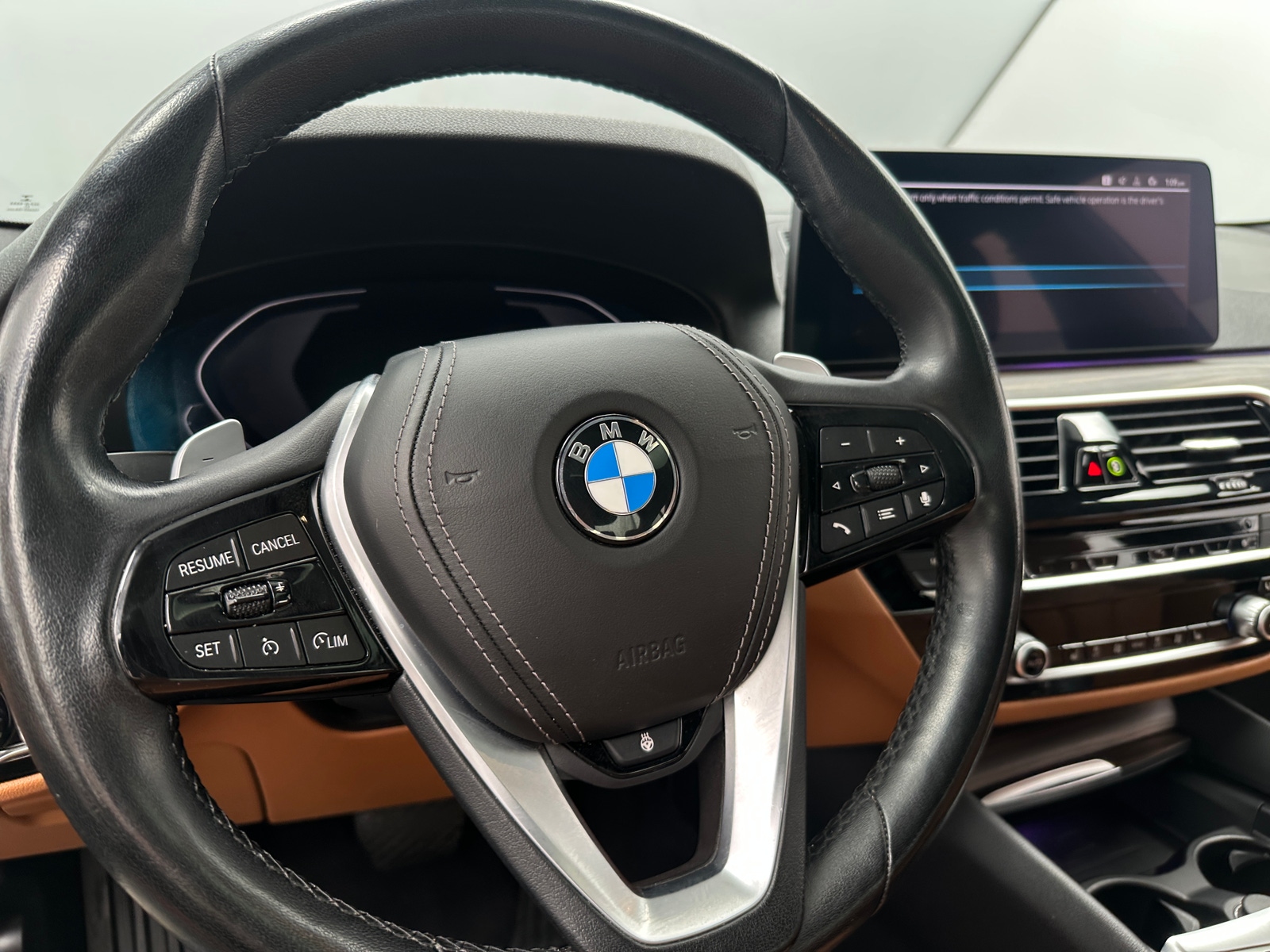 Thumbnail: 2021 BMW 5 Series - 4