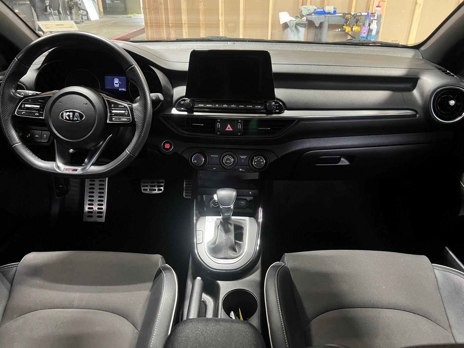 Thumbnail: 2020 Kia Forte - 3