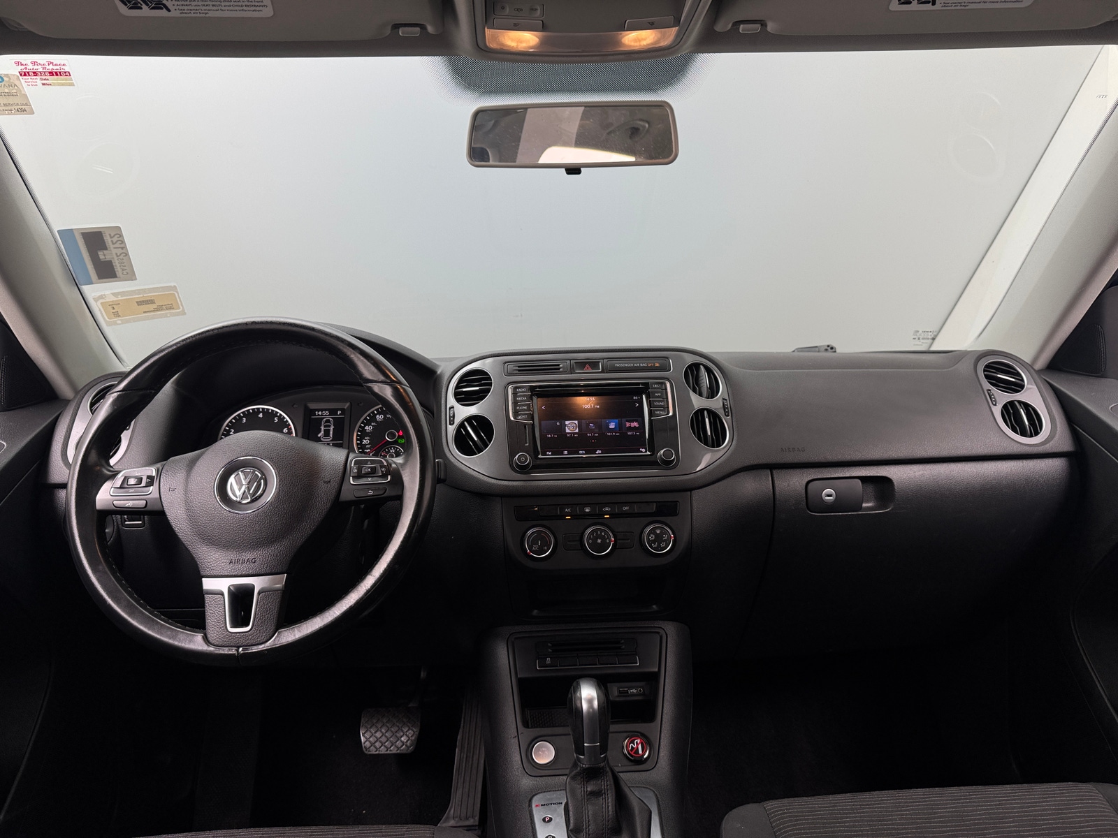 Thumbnail: 2017 Volkswagen Tiguan - 3