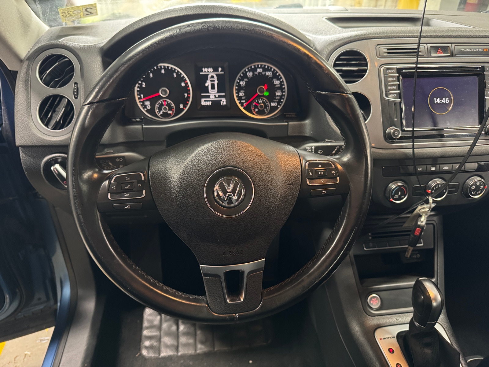 Thumbnail: 2017 Volkswagen Tiguan - 5